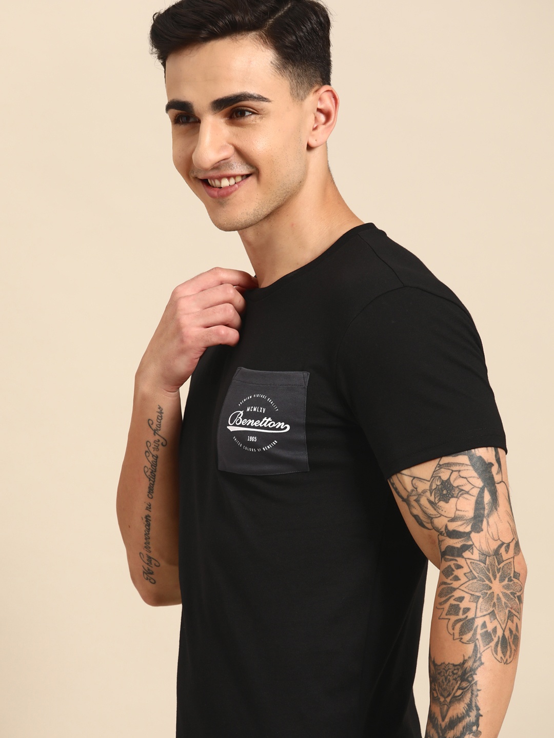 United Colors of Benetton Men Pockets T-shirt, Black