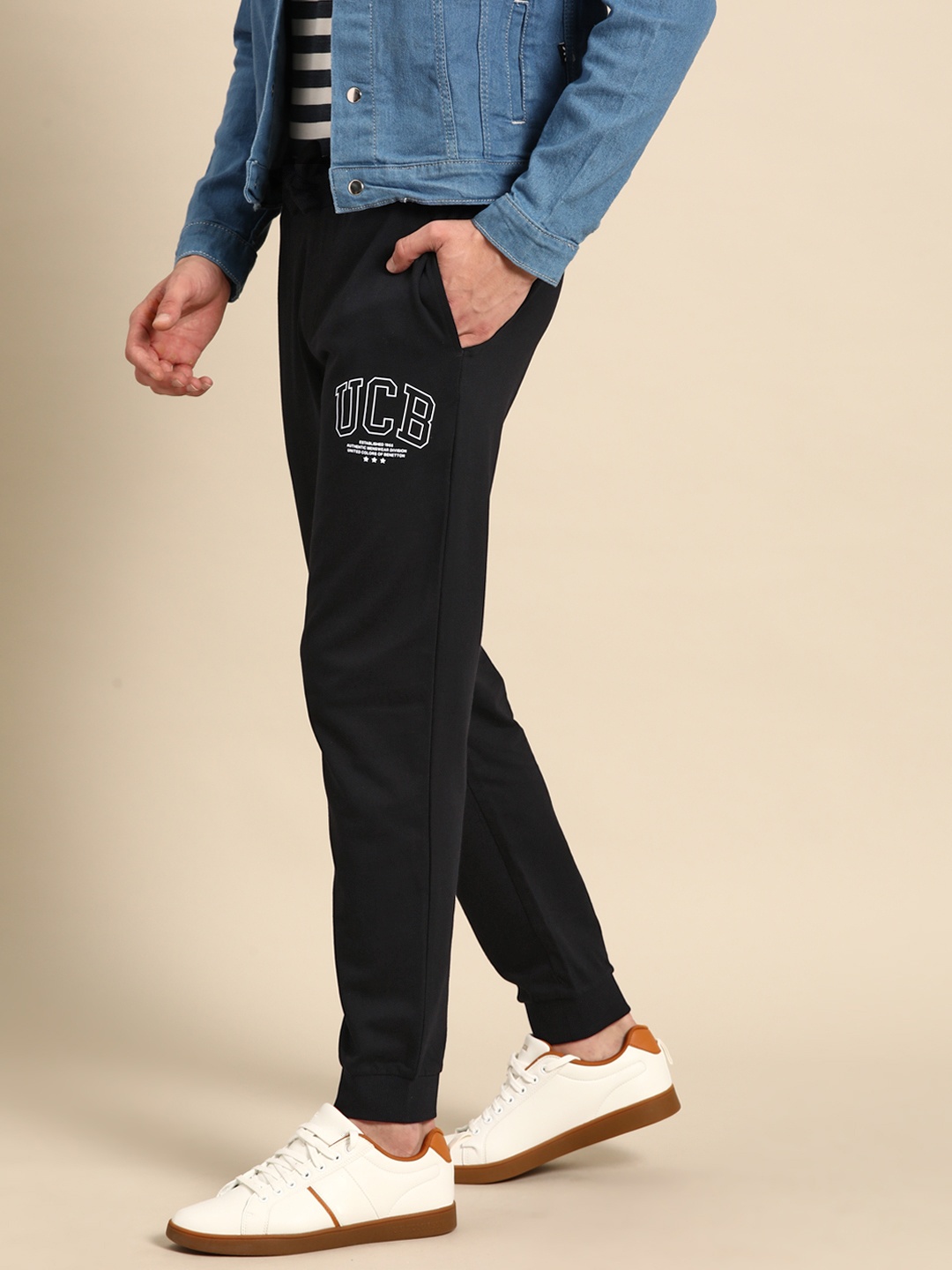 

United Colors of Benetton Men Teal Joggers Trousers