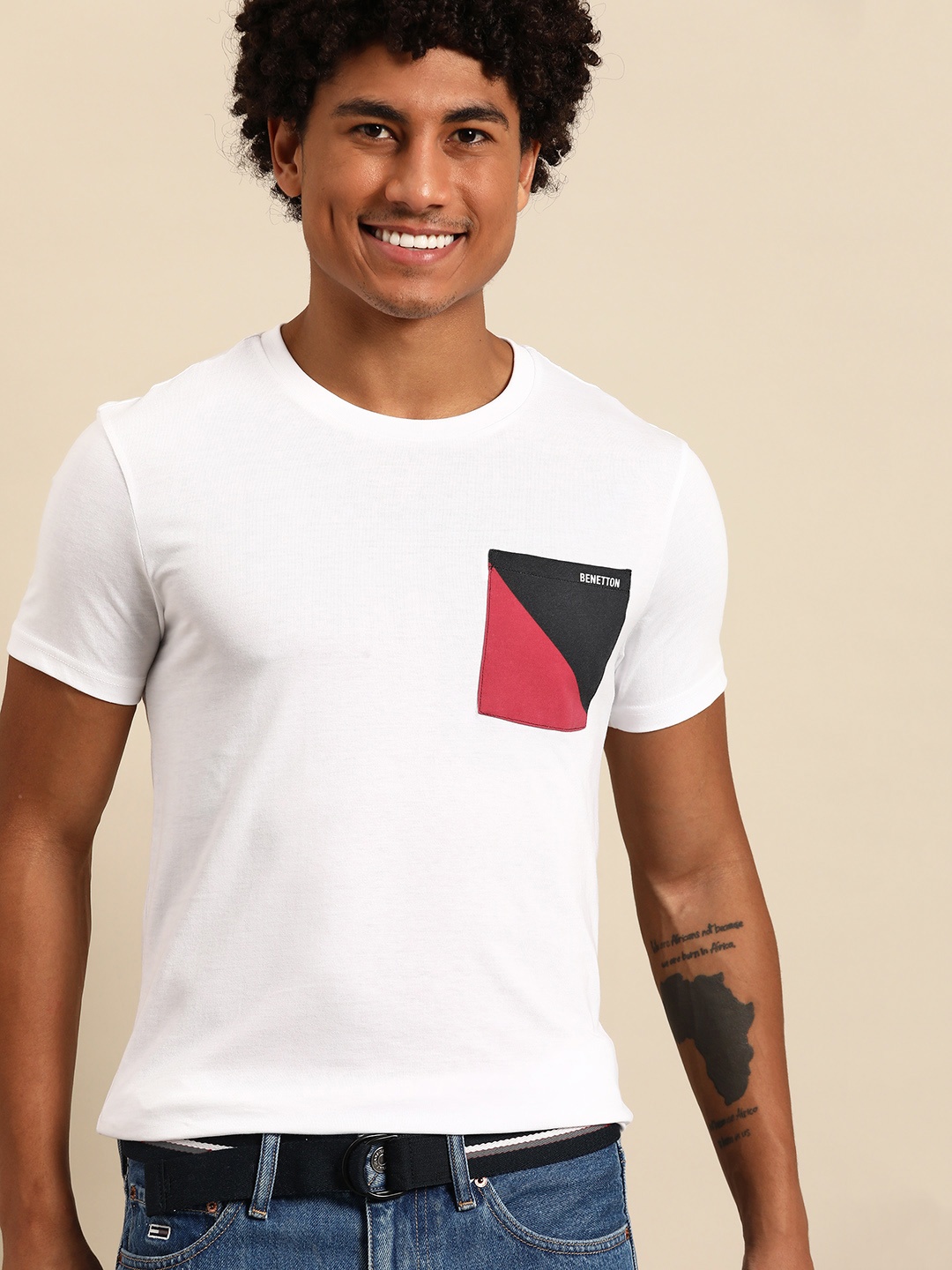 

United Colors of Benetton Contrast Pocket T-shirt, White