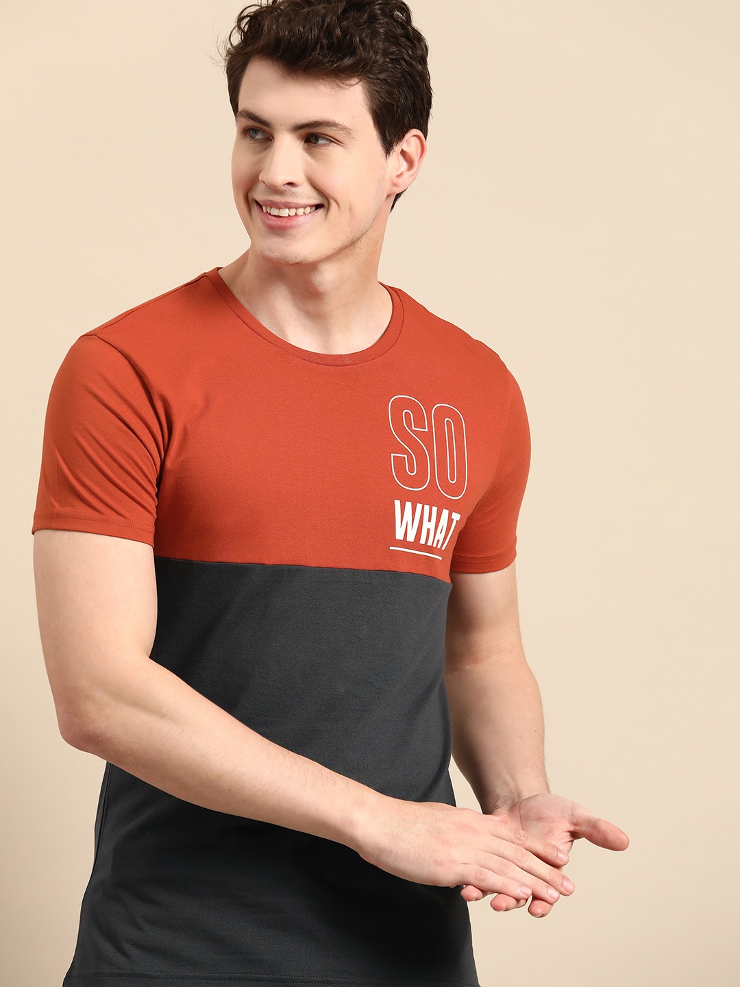 

United Colors of Benetton Colourblocked with Typography T-shirt, Rust