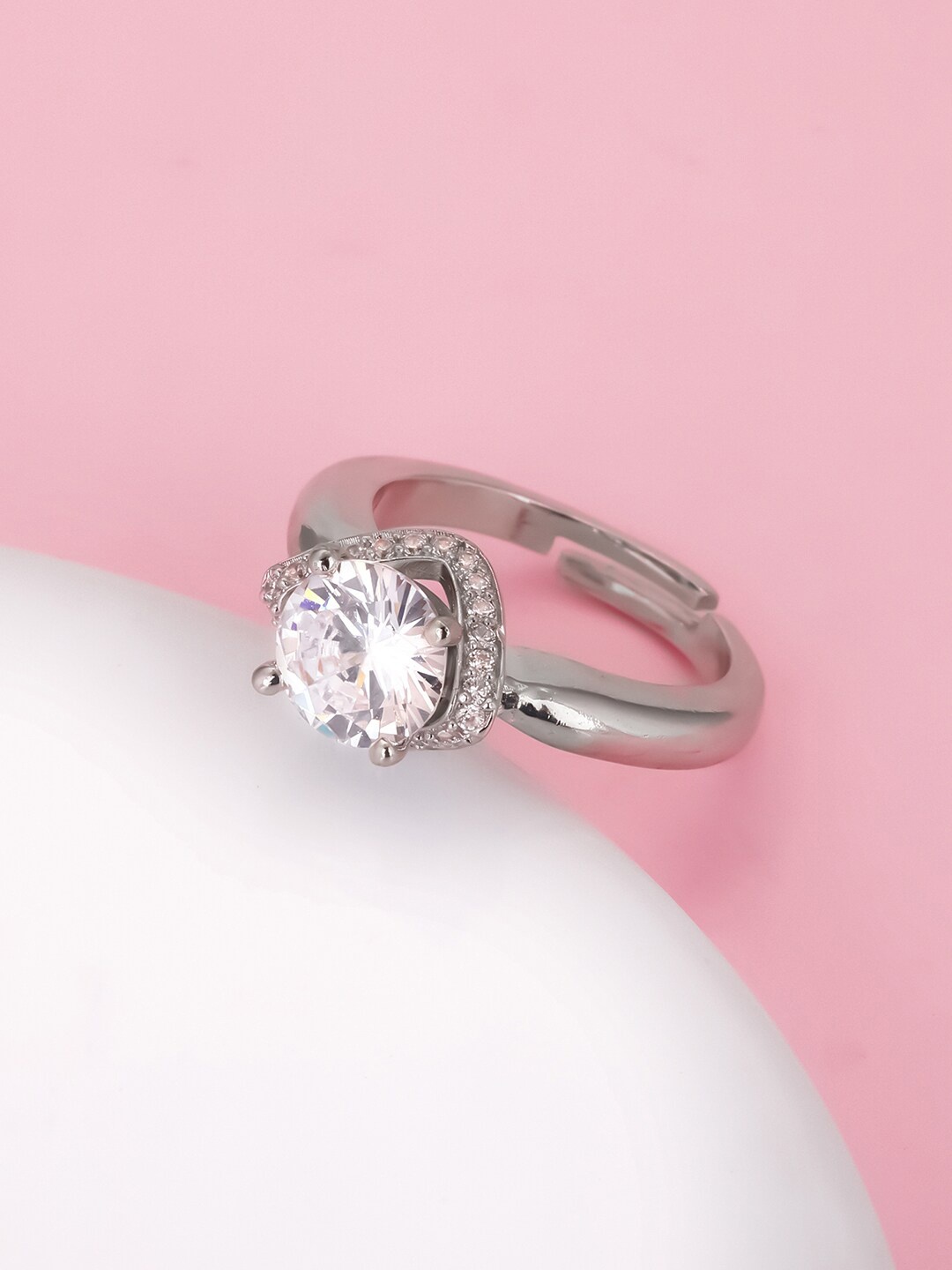 

GIVA Rhodium-Plated CZ-Studded Finger Ring, Silver