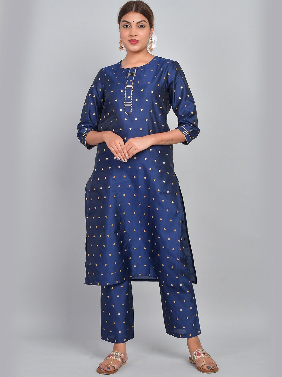 

Riara Ethnic Motifs Woven Design Gotta Patti Kurta With Trousers, Navy blue