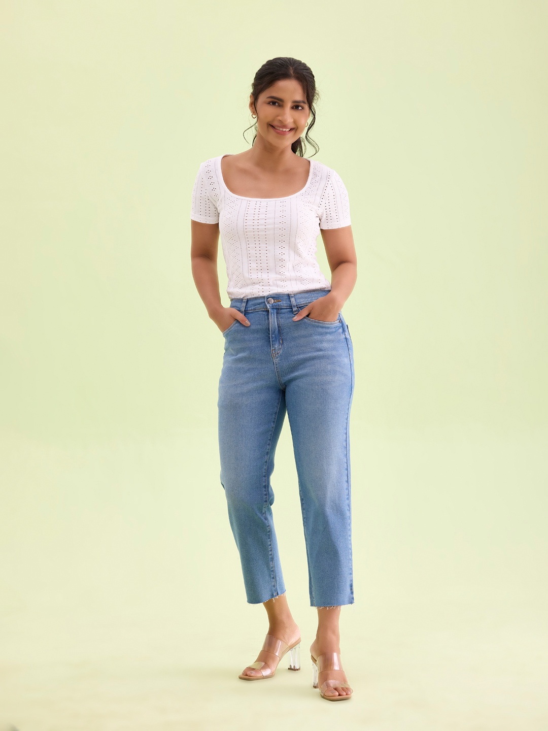 Go Colors Women Straight Fit Light Fade Cropped Jeans, Blue