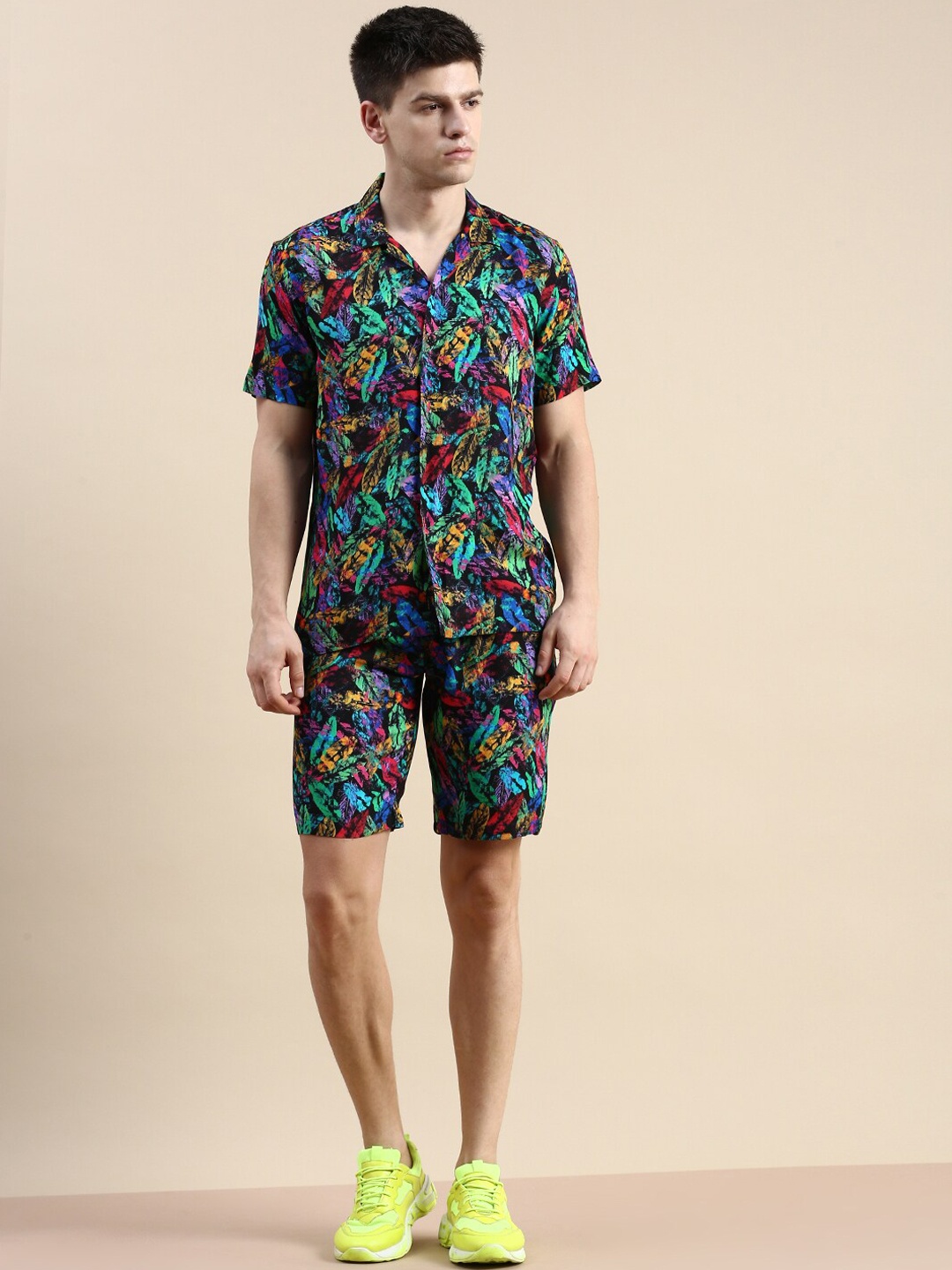 SHOWOFF Printed Shirt With Shorts, Green