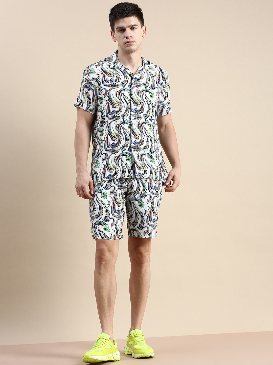 

SHOWOFF Printed Shirt With Shorts, White