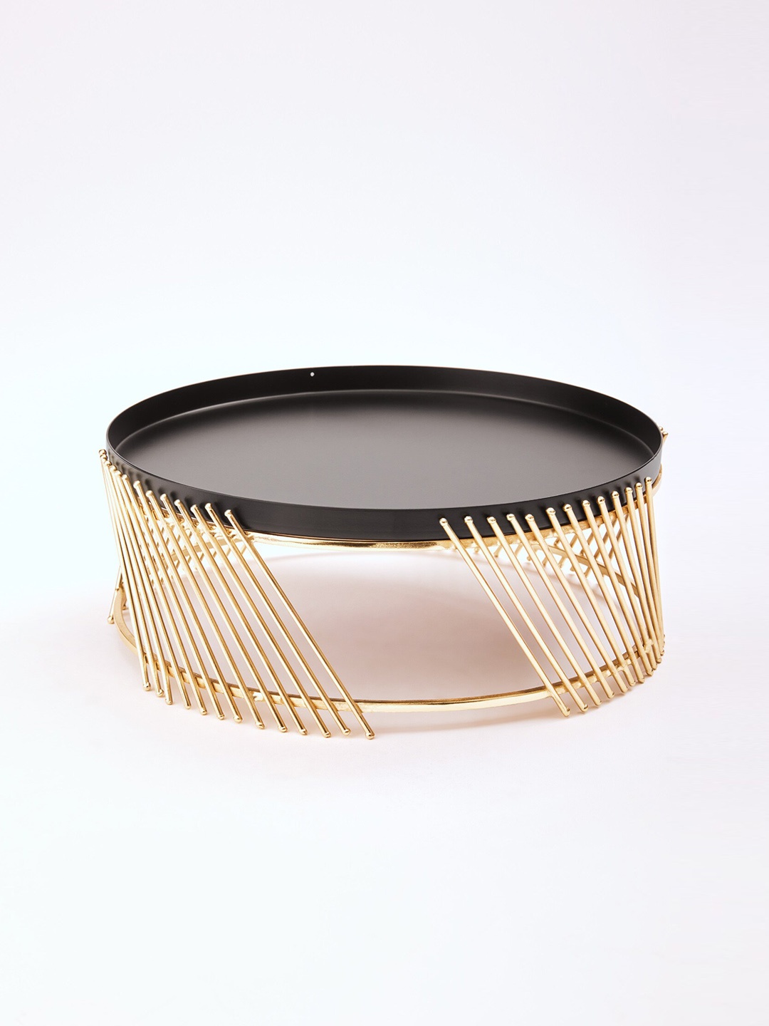 

The Label Life Black Textured Cake Stand