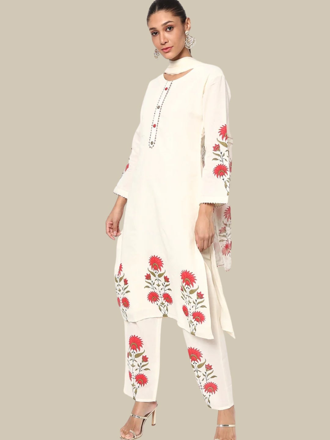 

Chhabra 555 White Floral Printed Kurta With Trouser & Dupatta, Off white