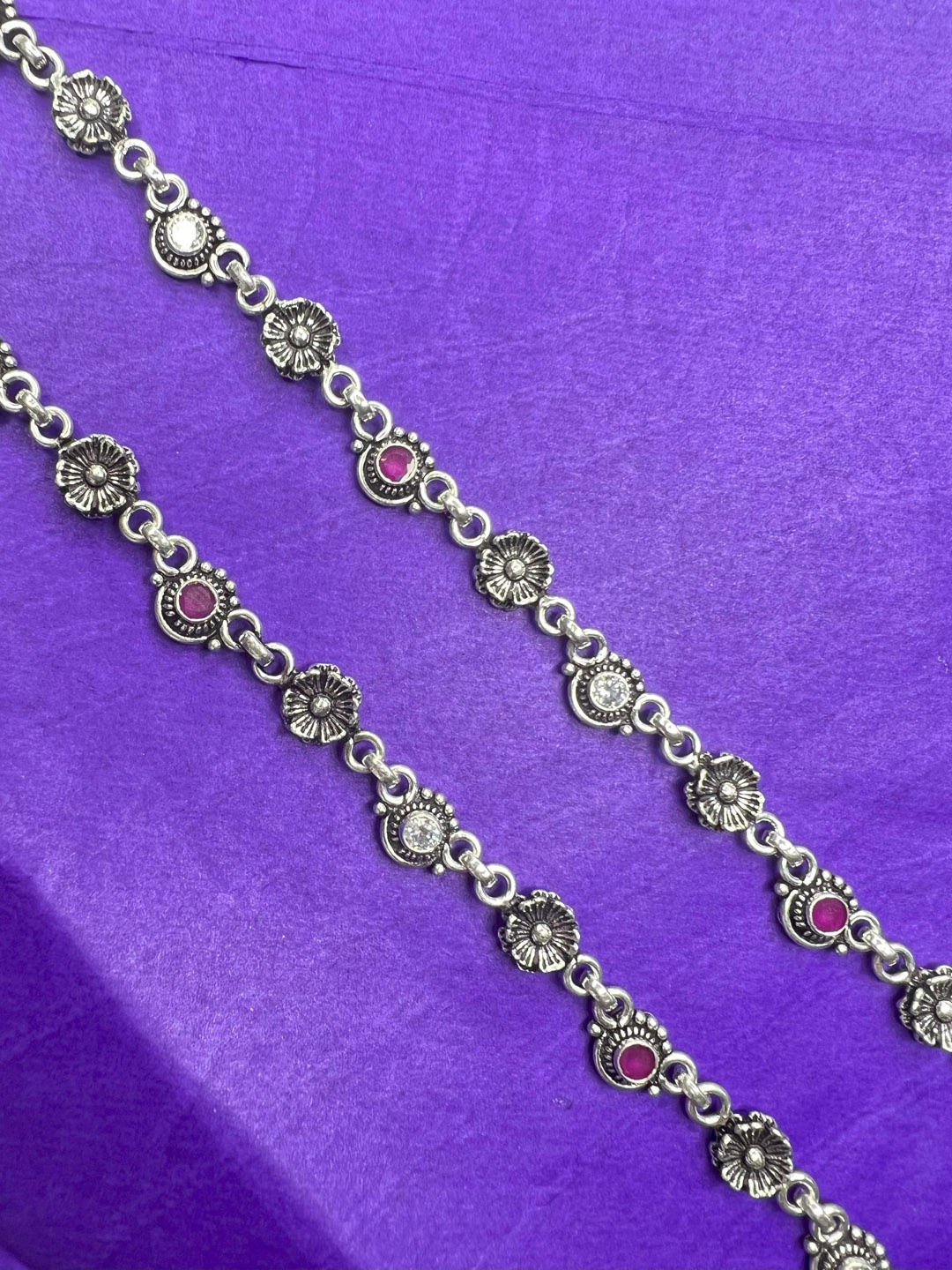 

Arte Jewels 92.5 Hallmark Silver Stone-Studded Anklets