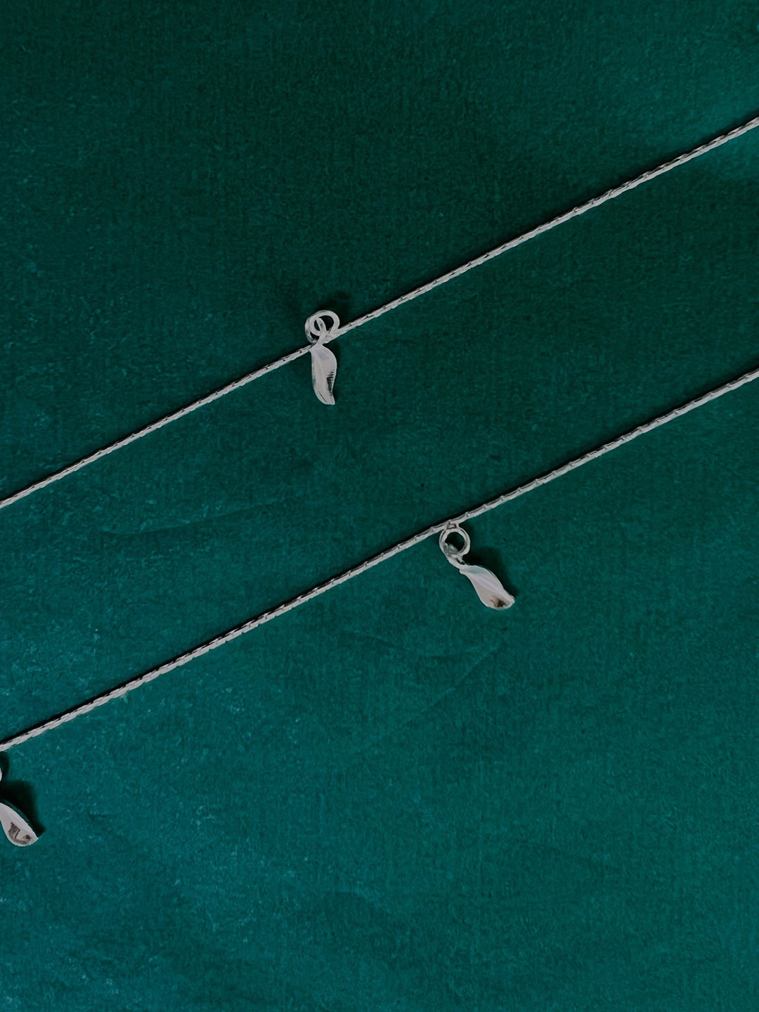 

Arte Jewels 925 Oxidised Silver Thread Anklet
