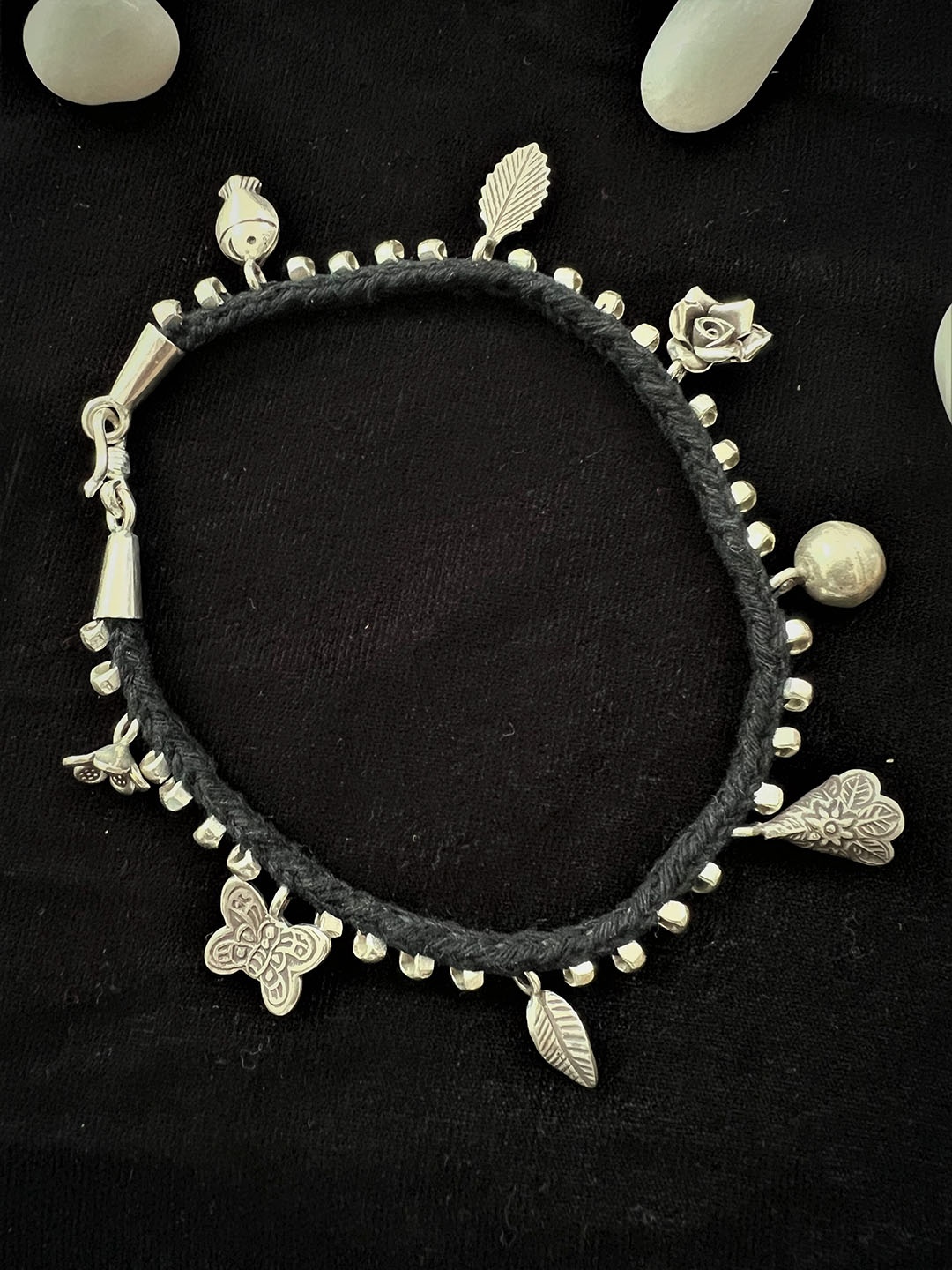 

Arte Jewels 925 Oxidised Silver Thread Charms Anklet