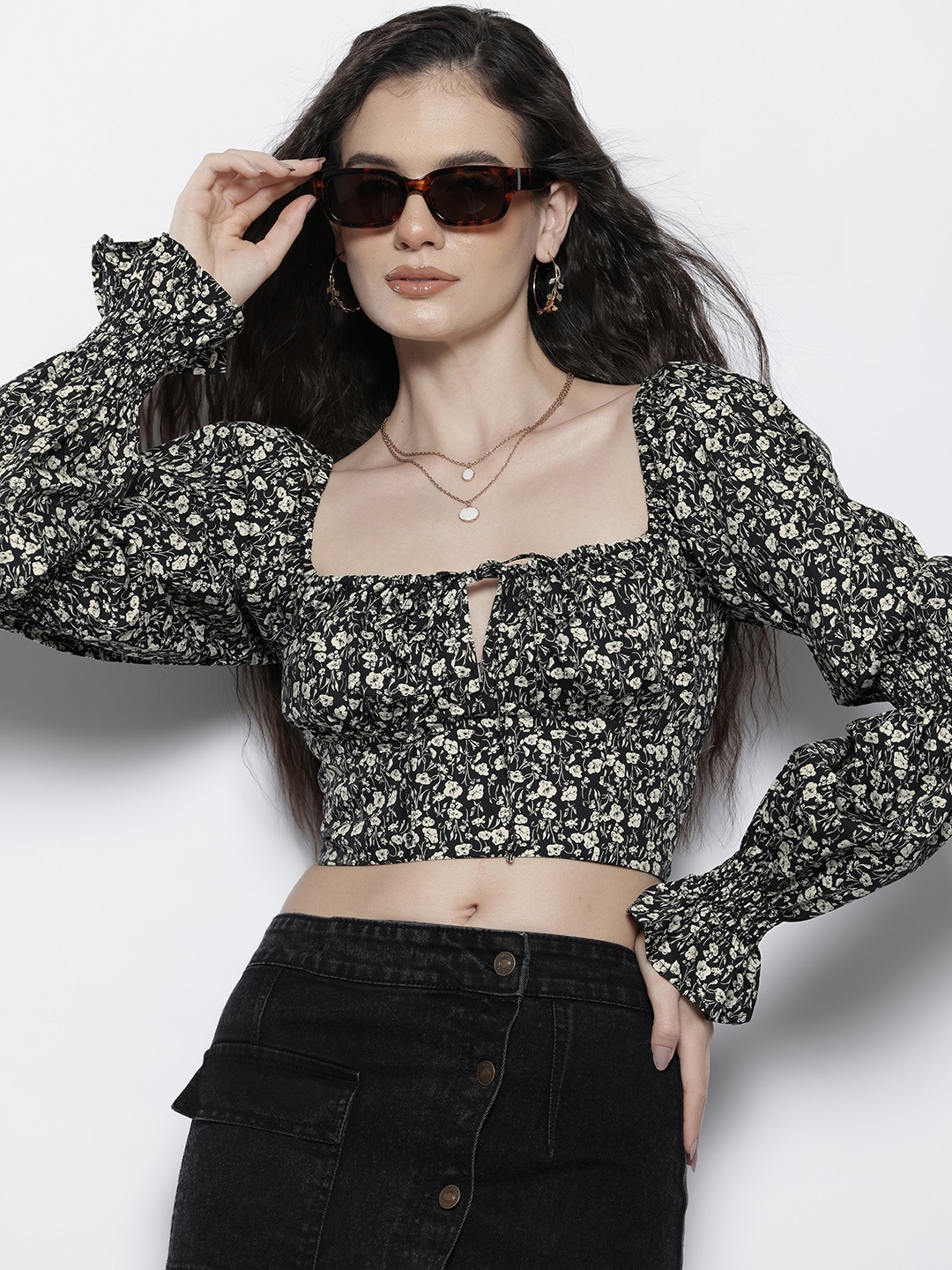 

NA-KD Floral Print Monochrome Cotton Crop Top, Black