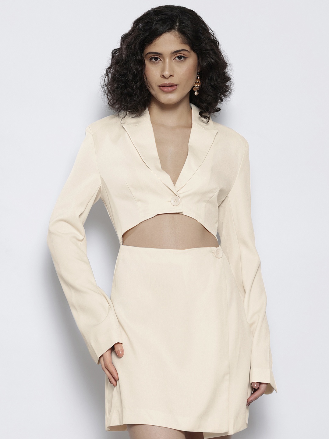 

NA-KD Notched Lapel Collar Cut Out Detail Blazer Dress, Cream