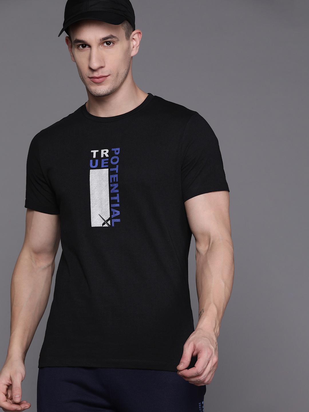 

HRX by Hrithik Roshan Printed Pure Cotton T-shirt, Black