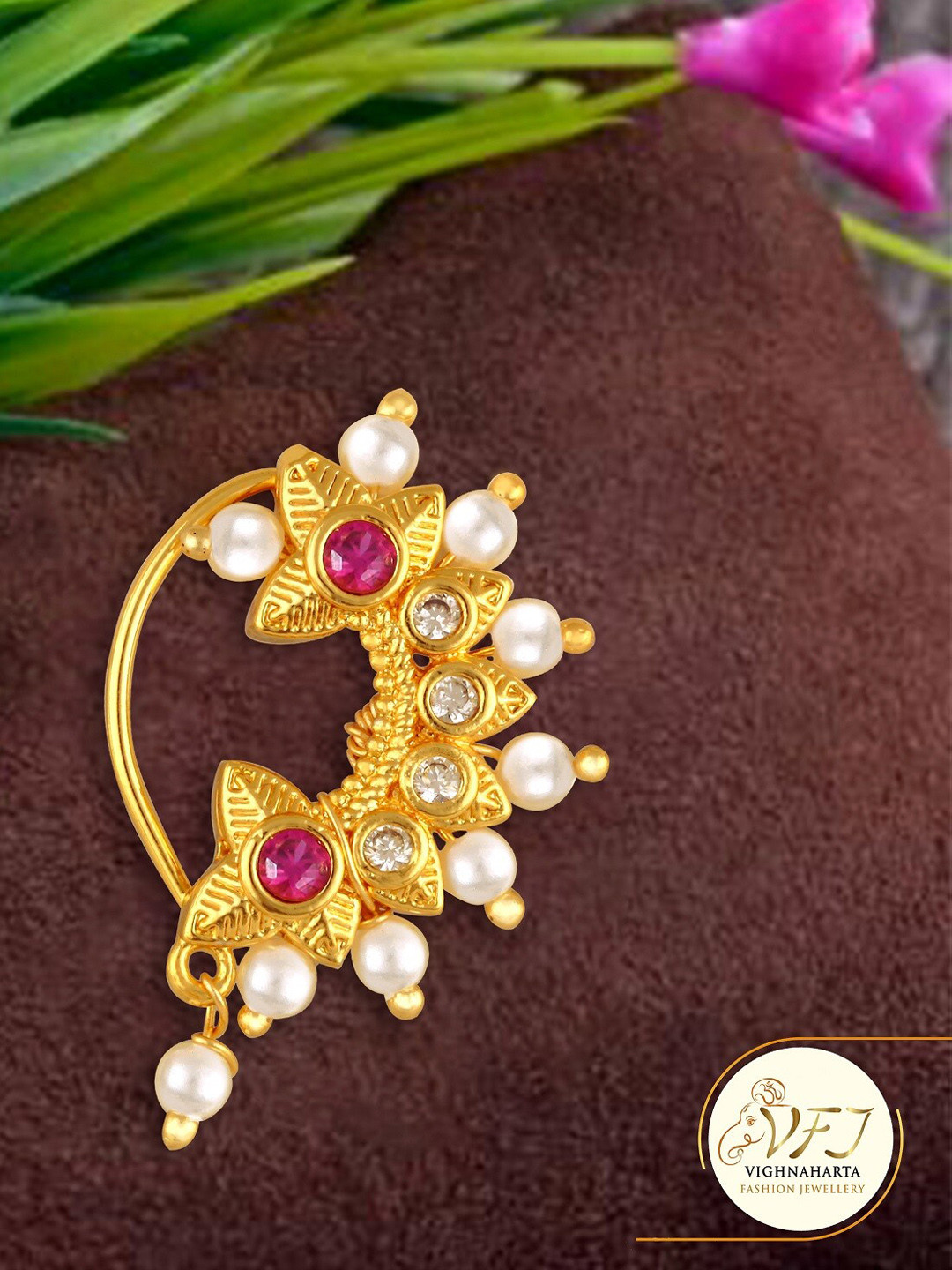 

Vighnaharta Gold-Plated Stone-Studded & BeadedNosepin