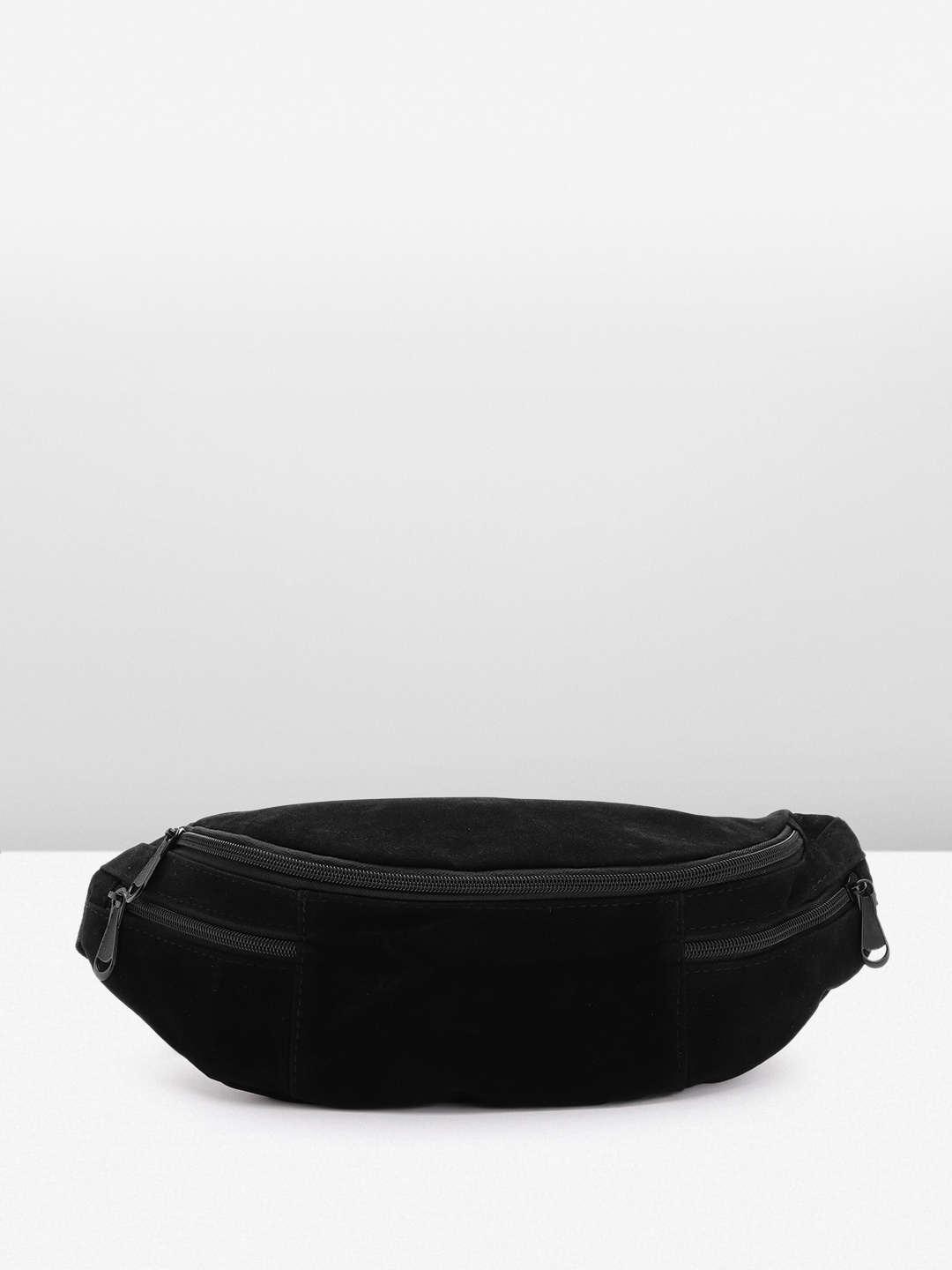 

Boohoo Women Suedette Waist Pouch, Black