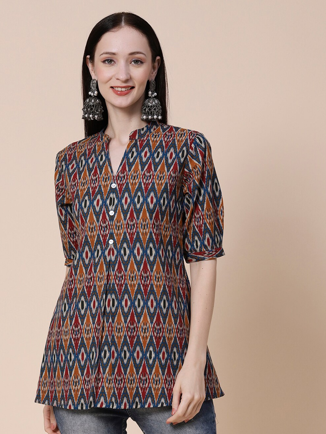 

FASHOR Blue & Red Ethnic Motifs Printed Mandarin Collar Kurti