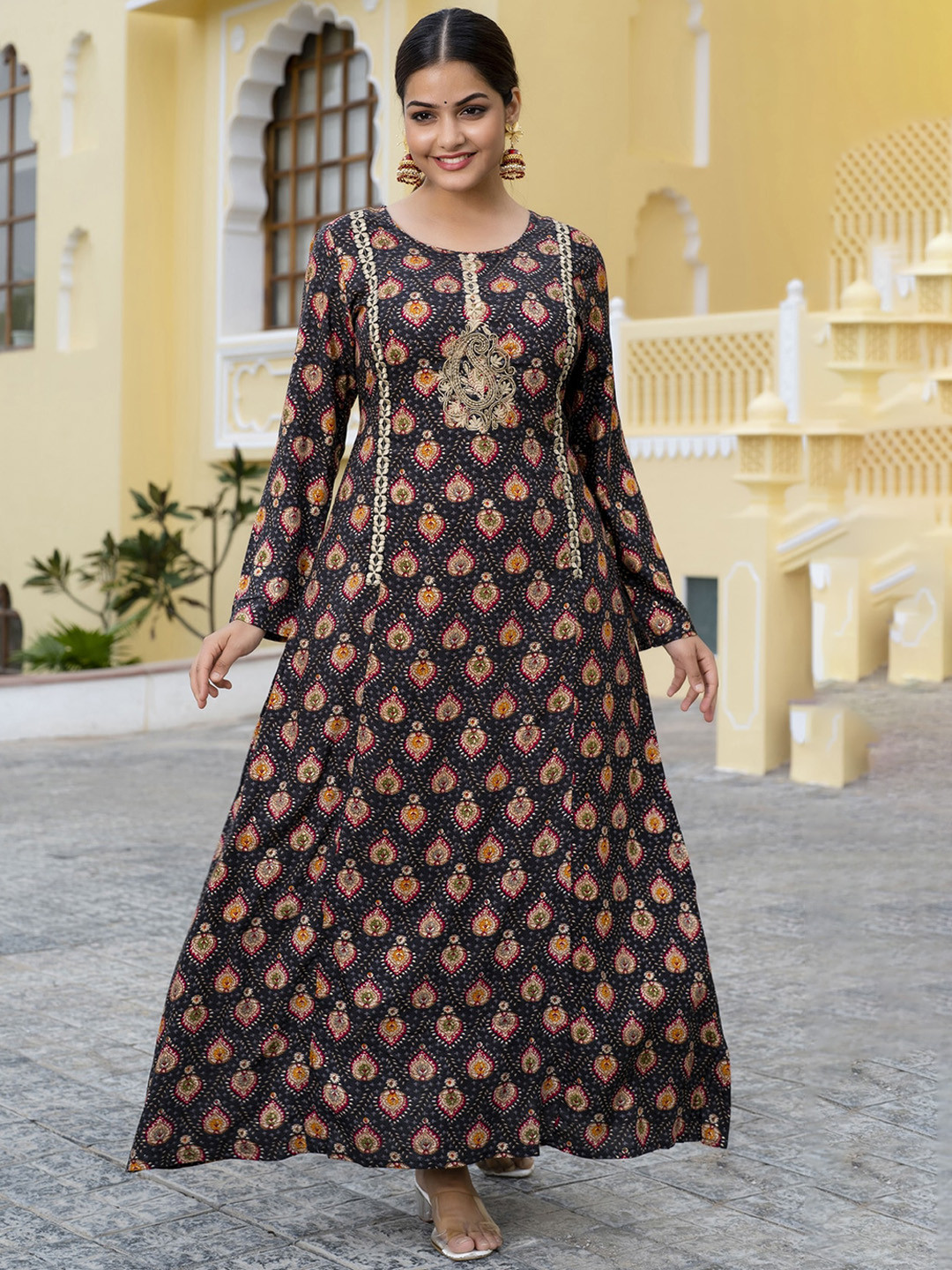 

PREKSHA Floral Printed A-Line Kurta, Black