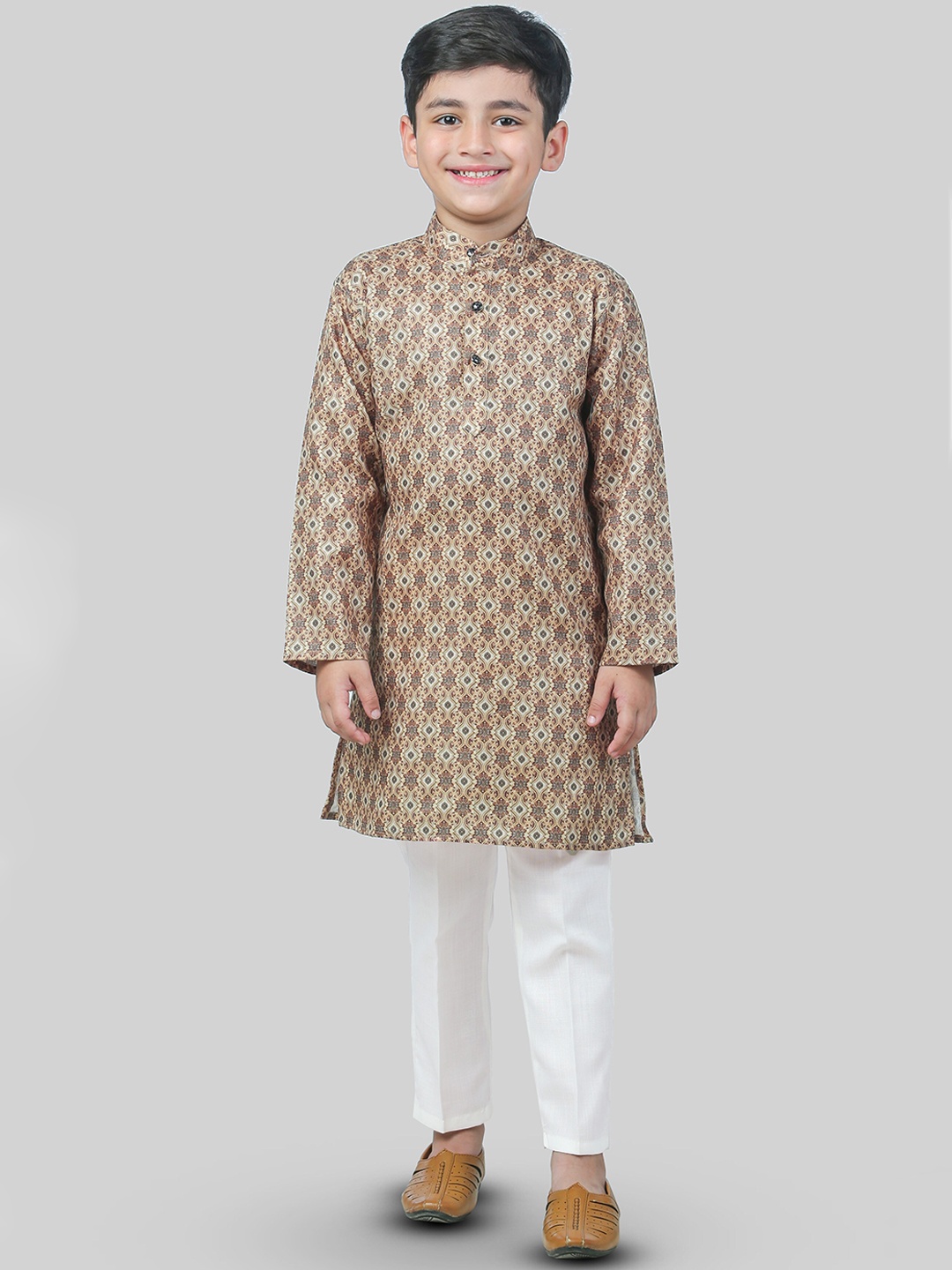 

ahhaaaa Boys Ethnic Motifs Printed Kurta with Pyjamas, Mustard