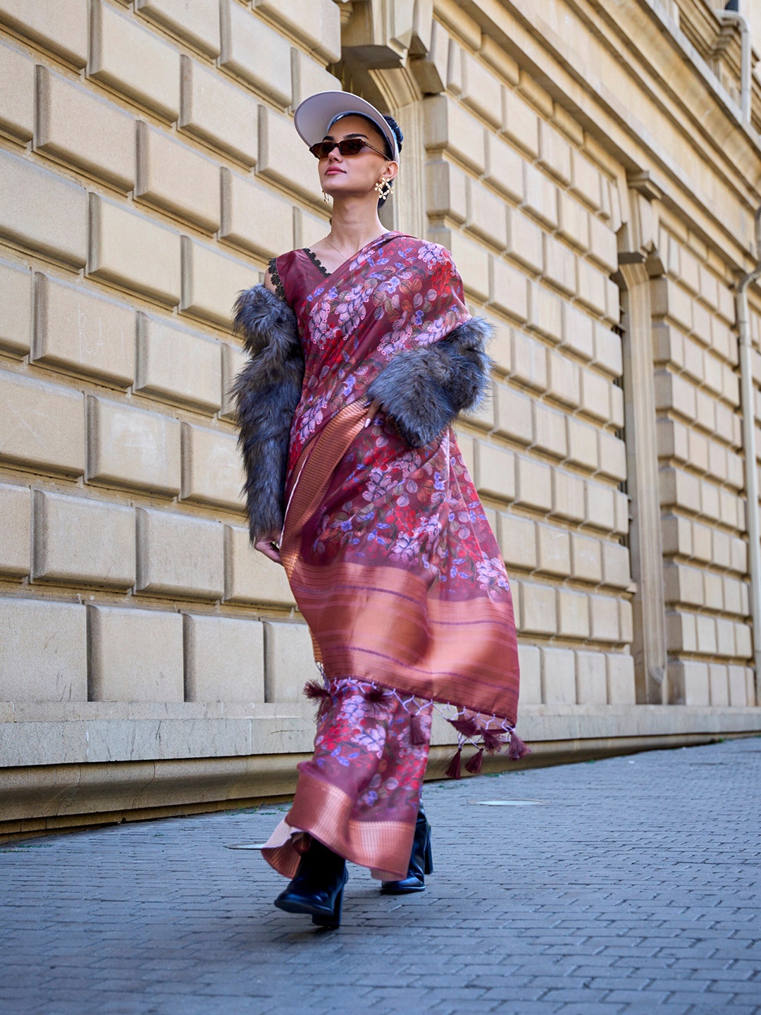 

elora Floral Zari Organza Bhagalpuri Saree, Purple