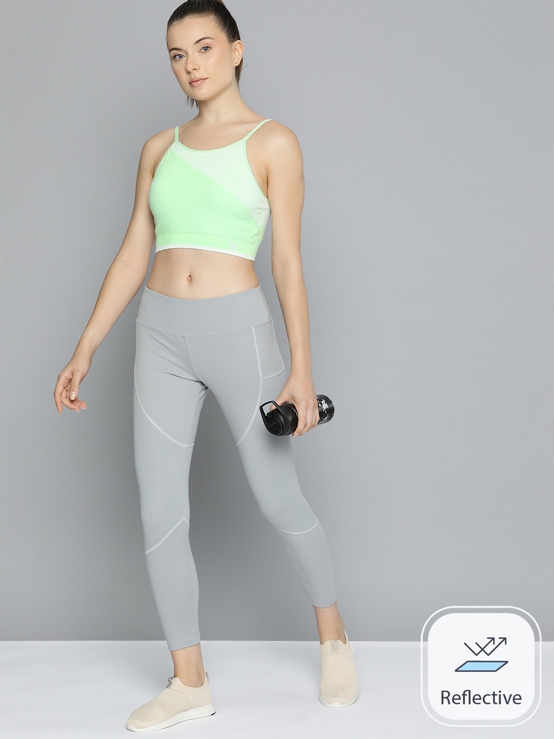 

HRX by Hrithik Roshan Seamless Full Coverage Lightly Padded Workout Bra, Green