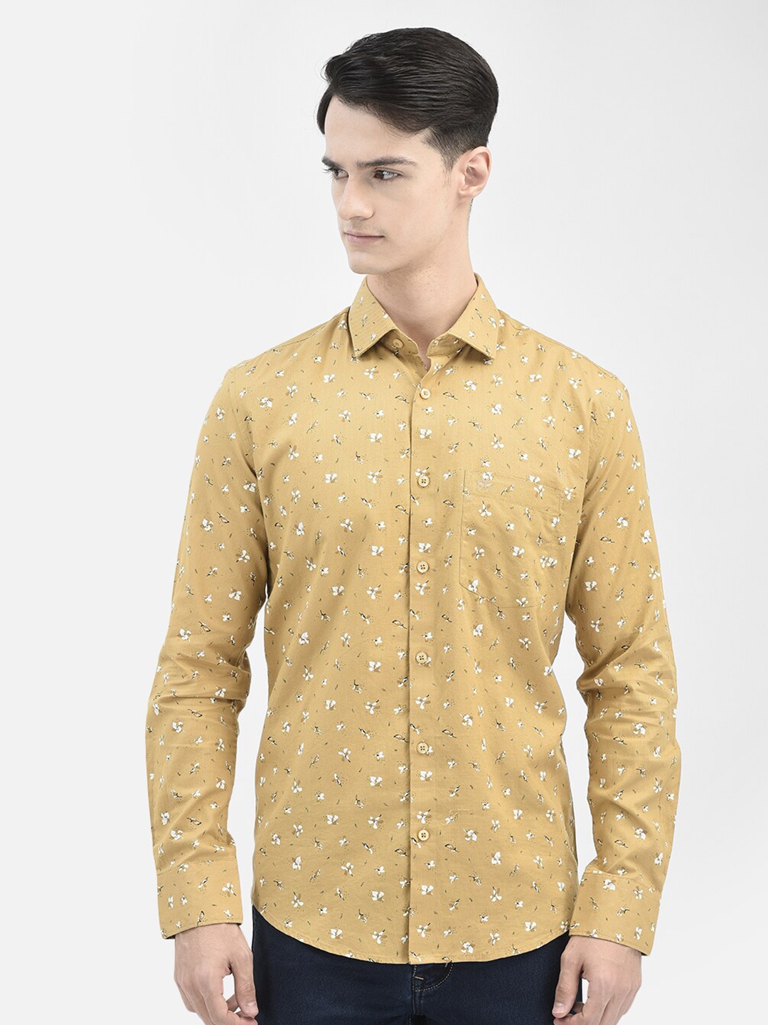 

Crimsoune Club Slim Fit Floral Printed Pure Cotton Casual Shirt, Beige