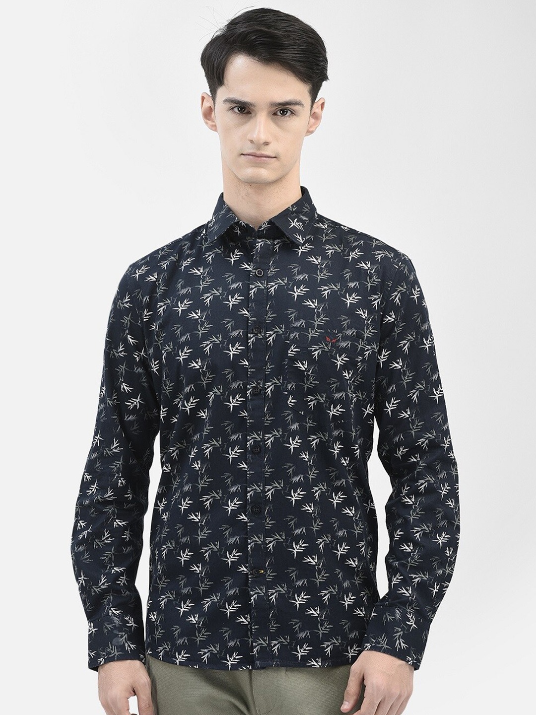 

Crimsoune Club Slim Fit Floral Printed Pure Cotton Casual Shirt, Navy blue