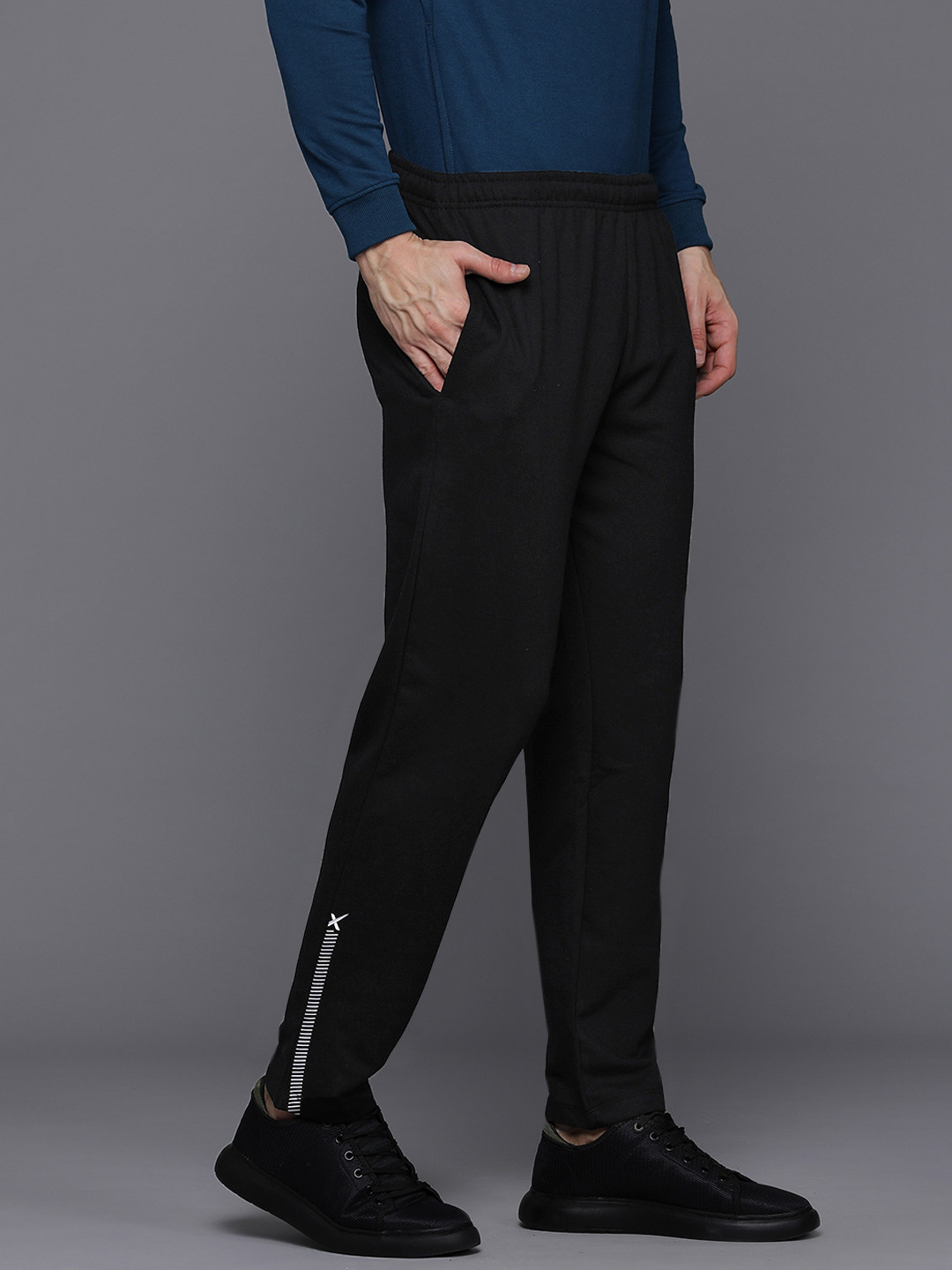 

HRX by Hrithik Roshan Men Lifestyle Track Pants, Black