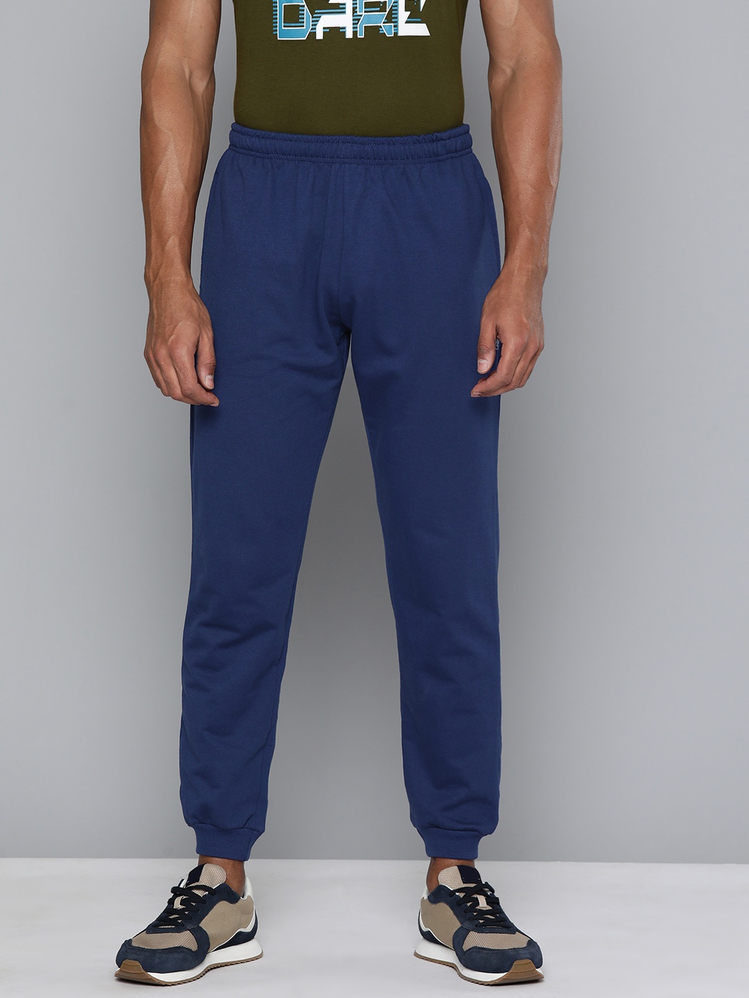 

HRX by Hrithik Roshan Men Solid Joggers, Blue