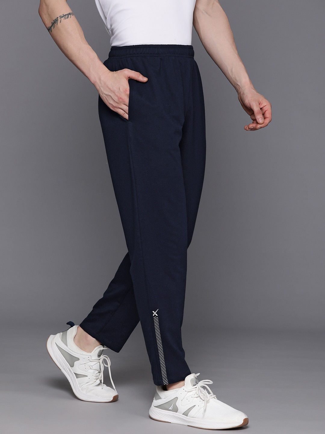 

HRX by Hrithik Roshan Men Lifestyle Track Pants, Navy blue