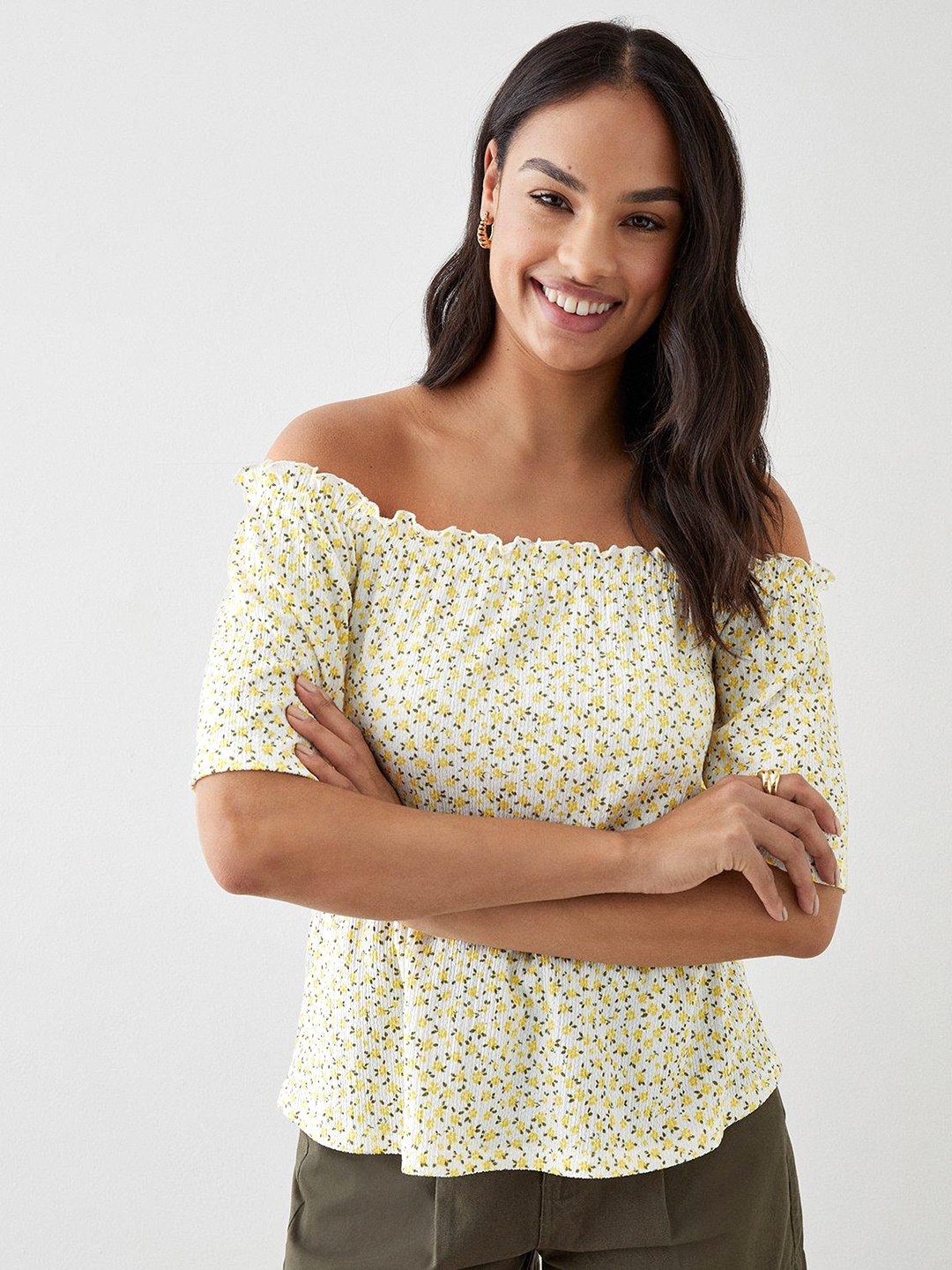 

DOROTHY PERKINS Floral Print Off-Shoulder Ruffles Bardot Top, Off white