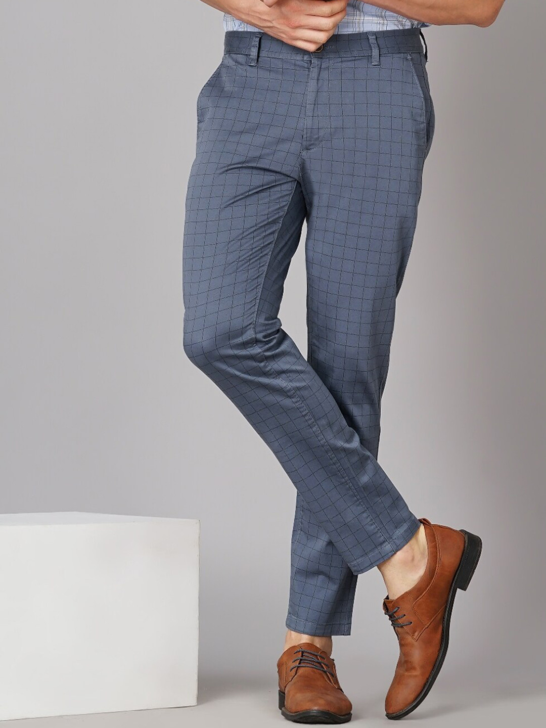 

British Club Men Smart Checked Slim Fit Plain Cotton Regular Trousers, Grey