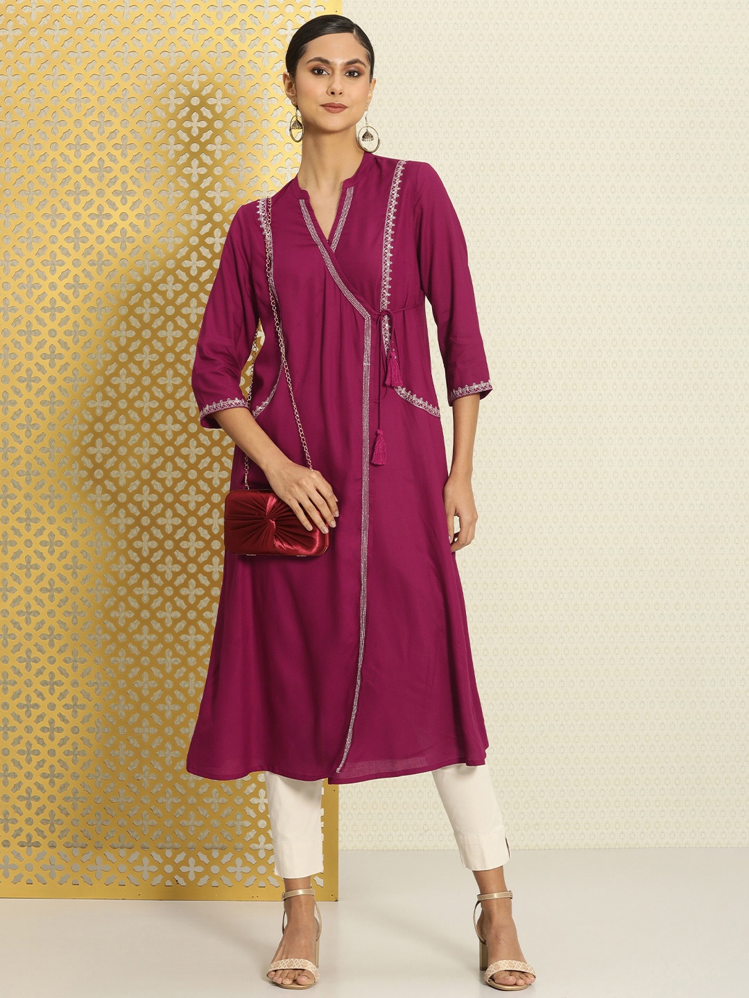 

House of Pataudi Jashn V-Neck Sequinned Detail Angrakha Kurta, Magenta
