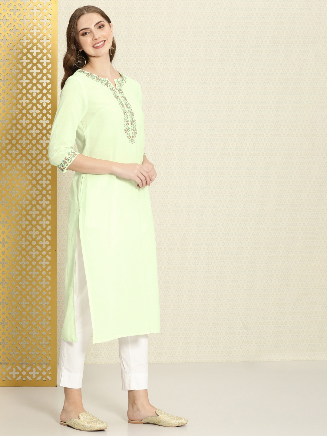 

House of Pataudi Rozana Floral Yoke Design Pure Cotton Kurta, Green