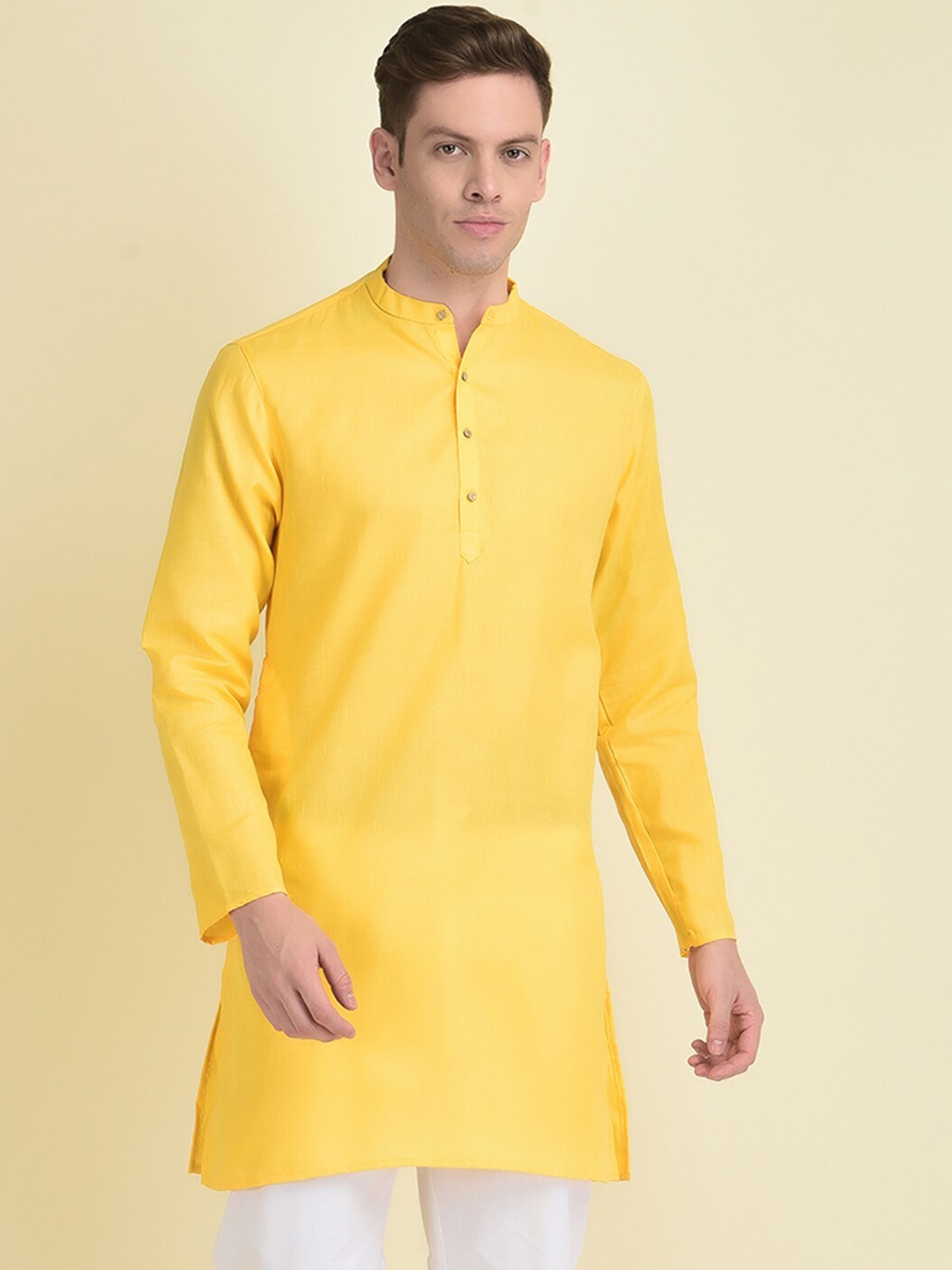 DEYANN Mandarin Collar Straight Kurta With Pyjamas, Yellow