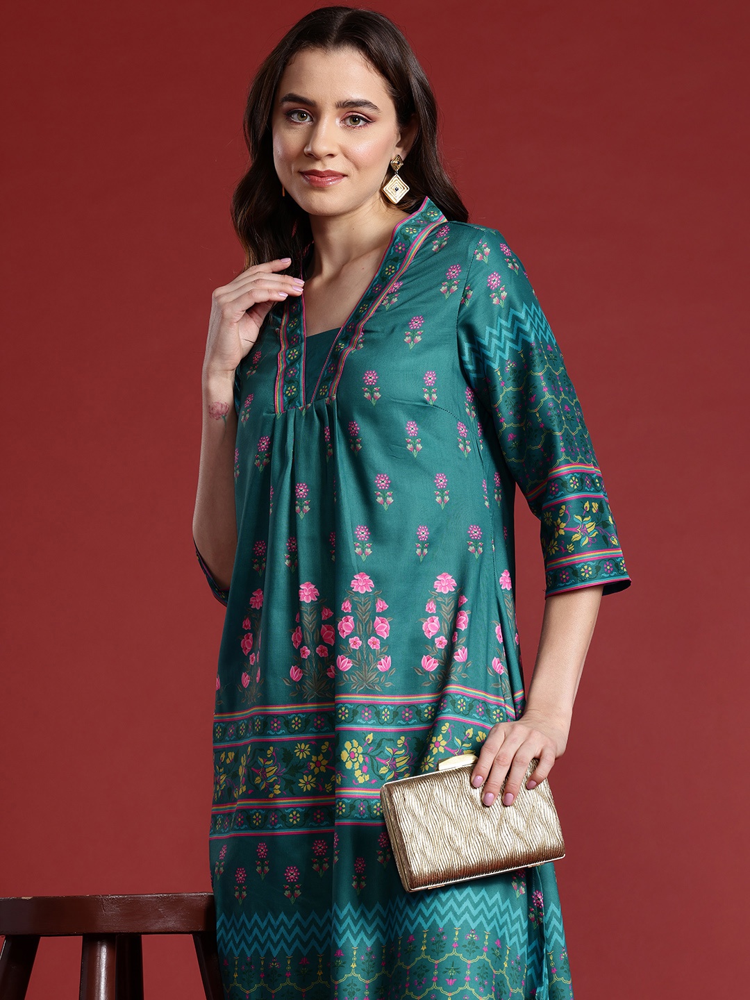 

Anouk Floral Printed Straight Kurta, Teal