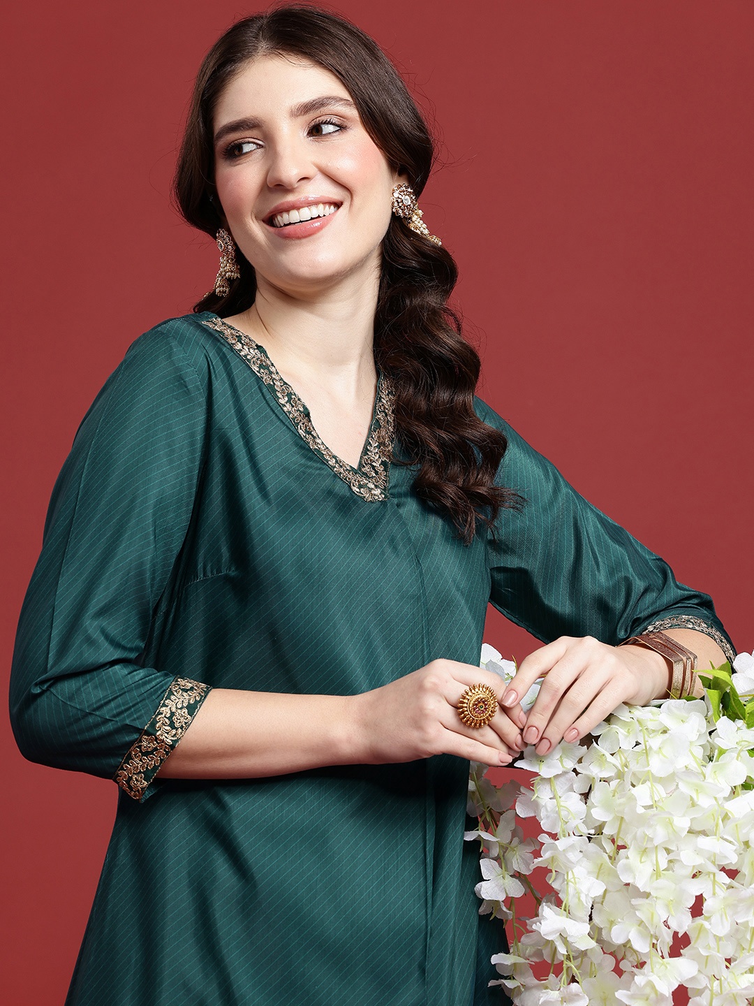 

Anouk Striped Ethnic Motifs Printed Colorblocked Kurta, Green