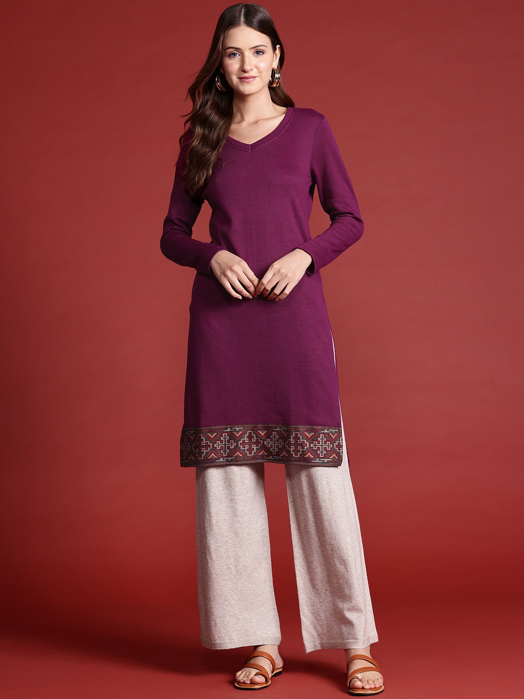 

Anouk Geometric Woven Designed Knitted Winter Kurta, Burgundy