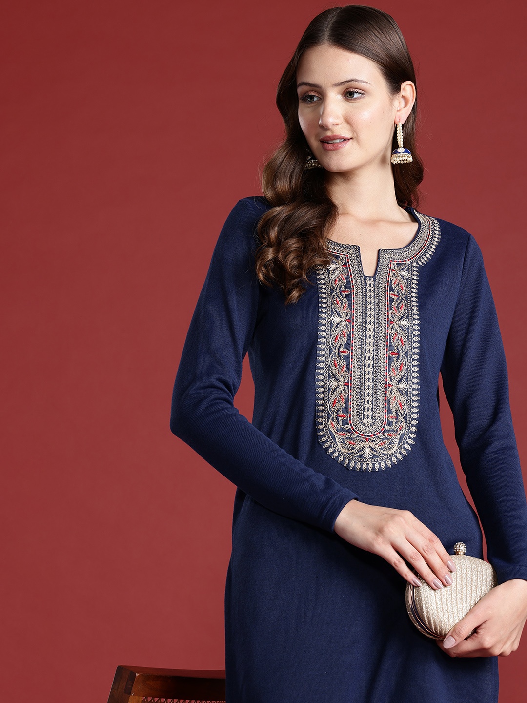 

Anouk Women Yoke Embroidered Winter Kurta, Navy blue