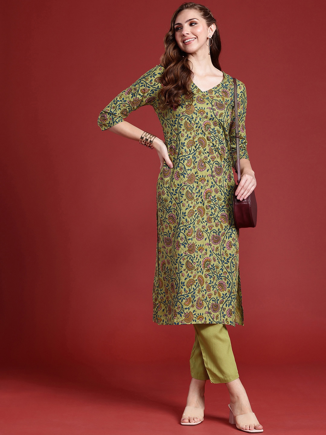 

Anouk Floral Printed Regular Straight Kurta with Trouser, Green