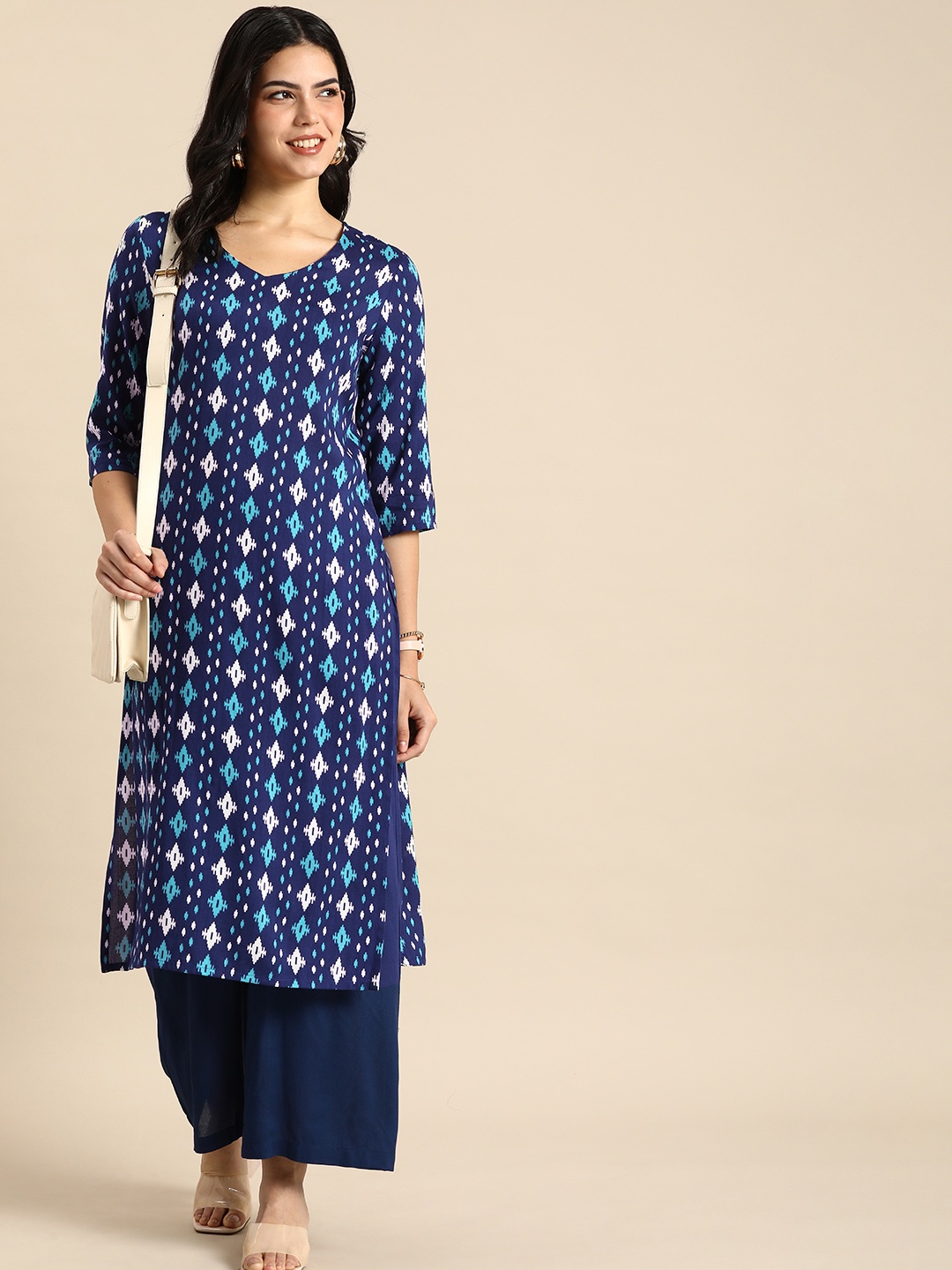 

Anouk Women Geometric Printed Kurta & Palazzos, Blue