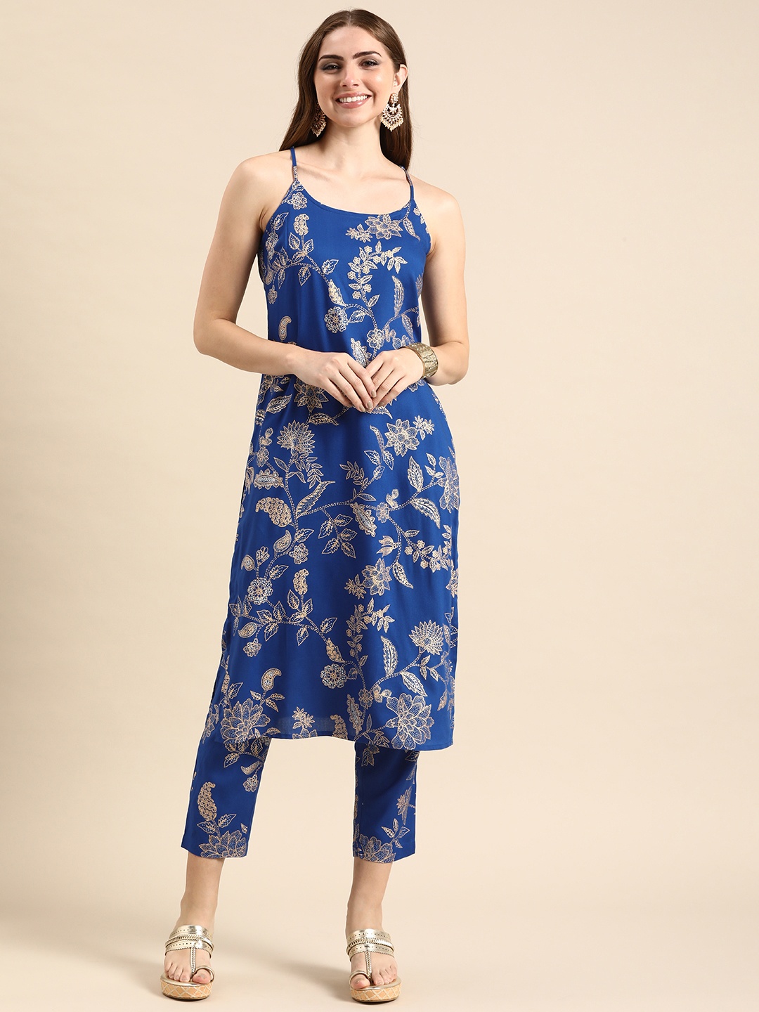 

Anouk Women Floral Printed Regular Kurta With Trousers, Blue