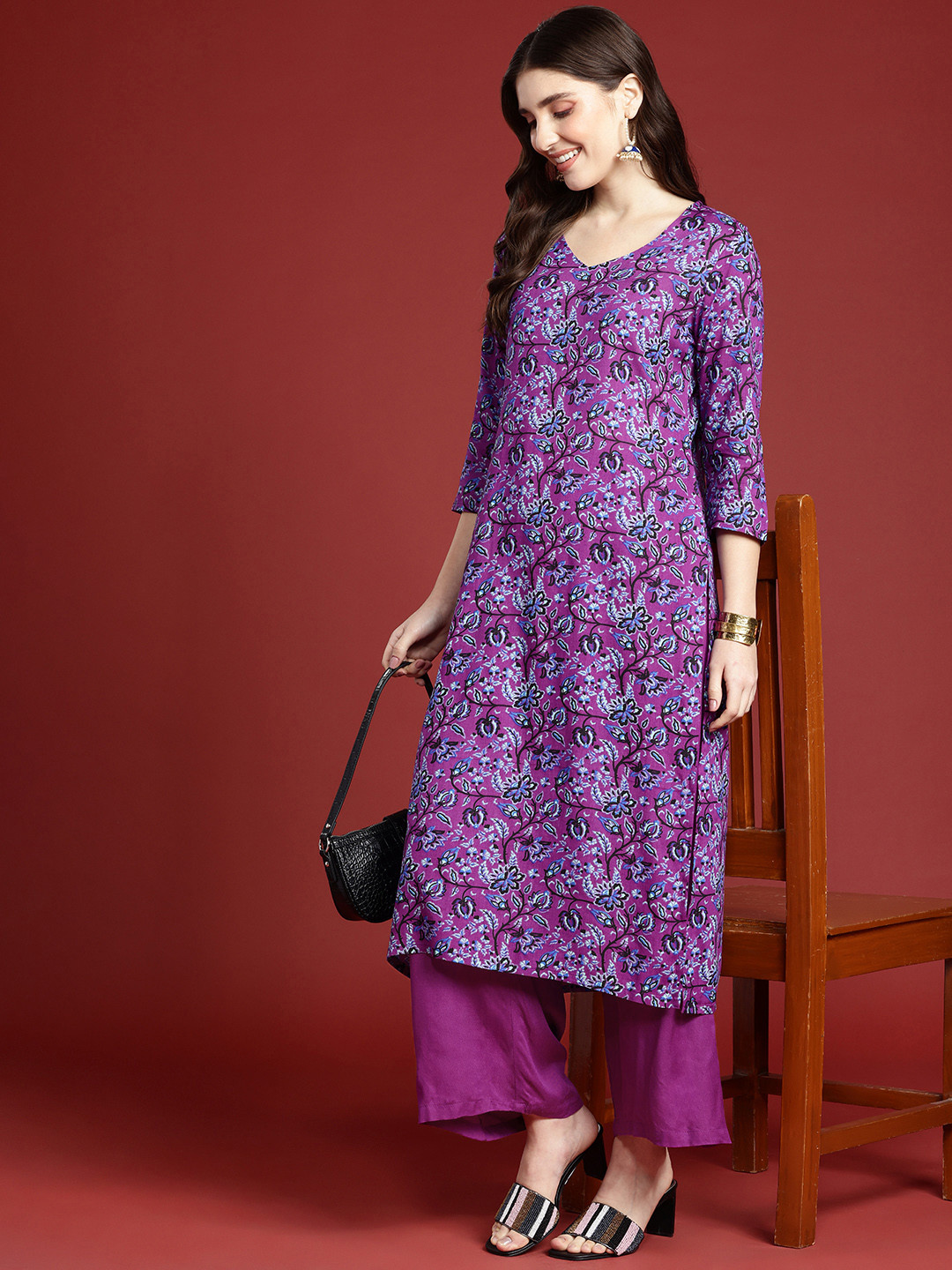 

Anouk Women Floral Printed Regular Kurta With Trousers, Purple