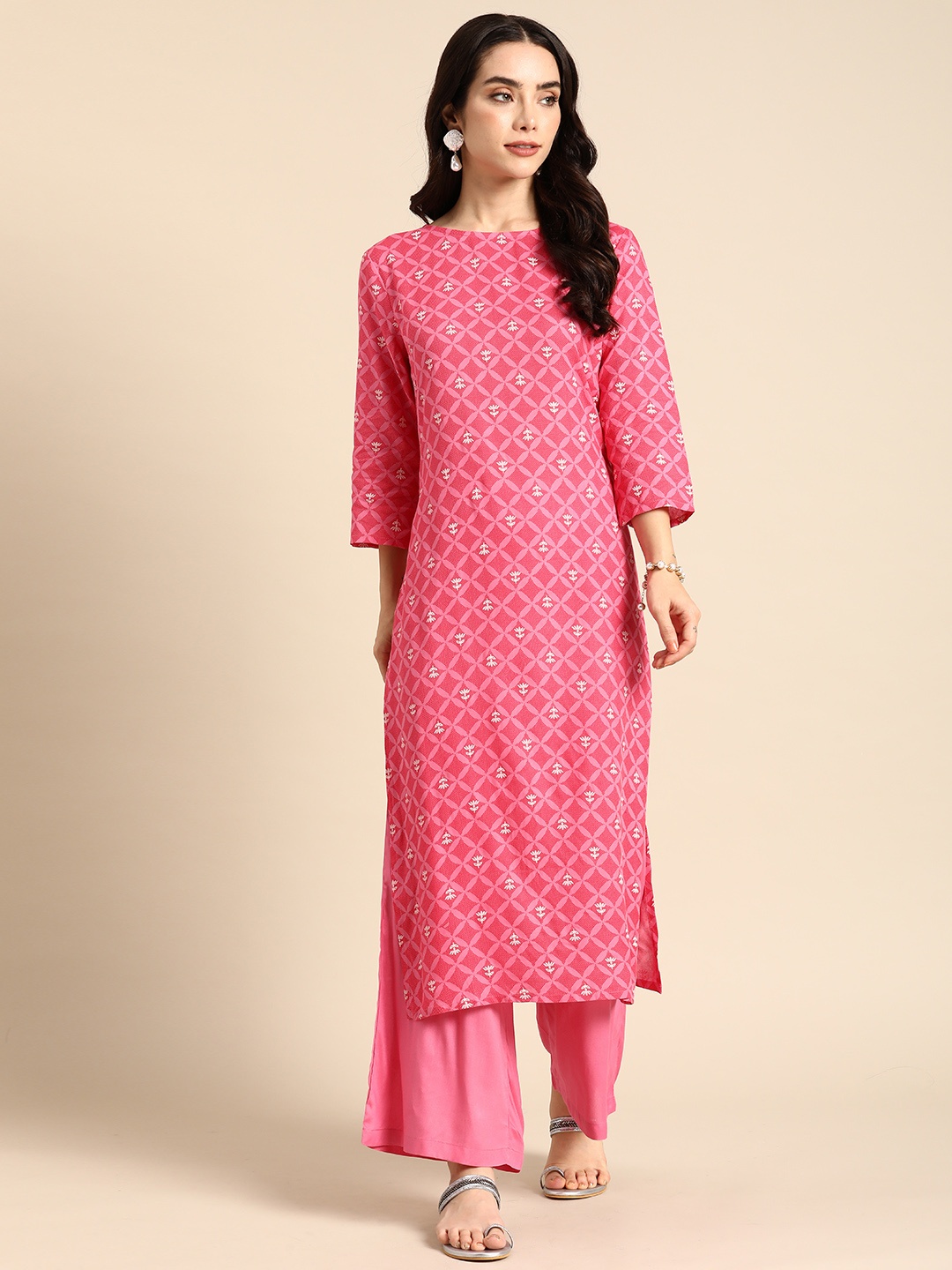 

Anouk Ethnic Motifs Printed Straight Kurta with Palazzos, Pink
