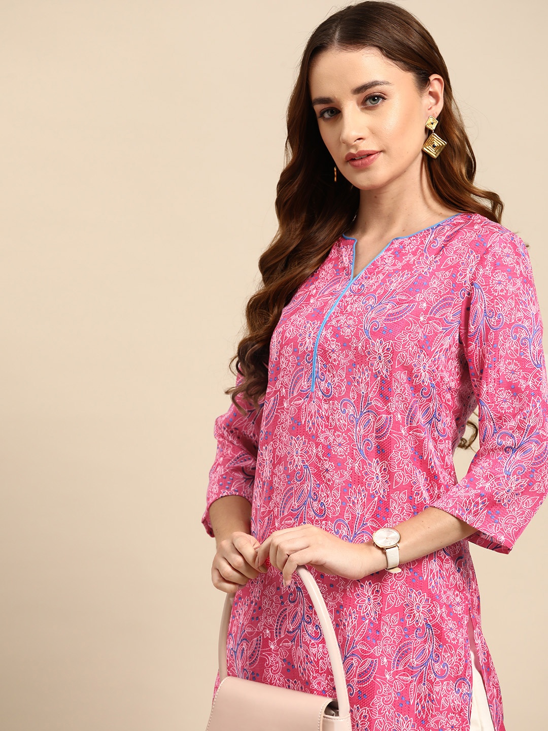 

Anouk Floral Printed Straight Kurta, Pink