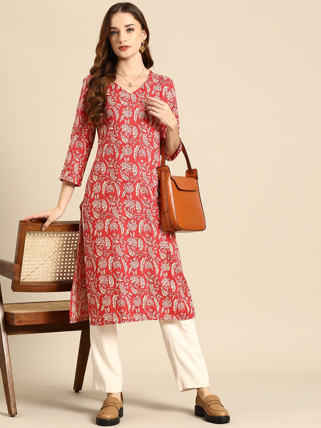 

Anouk Women Floral Printed Kurta, Red