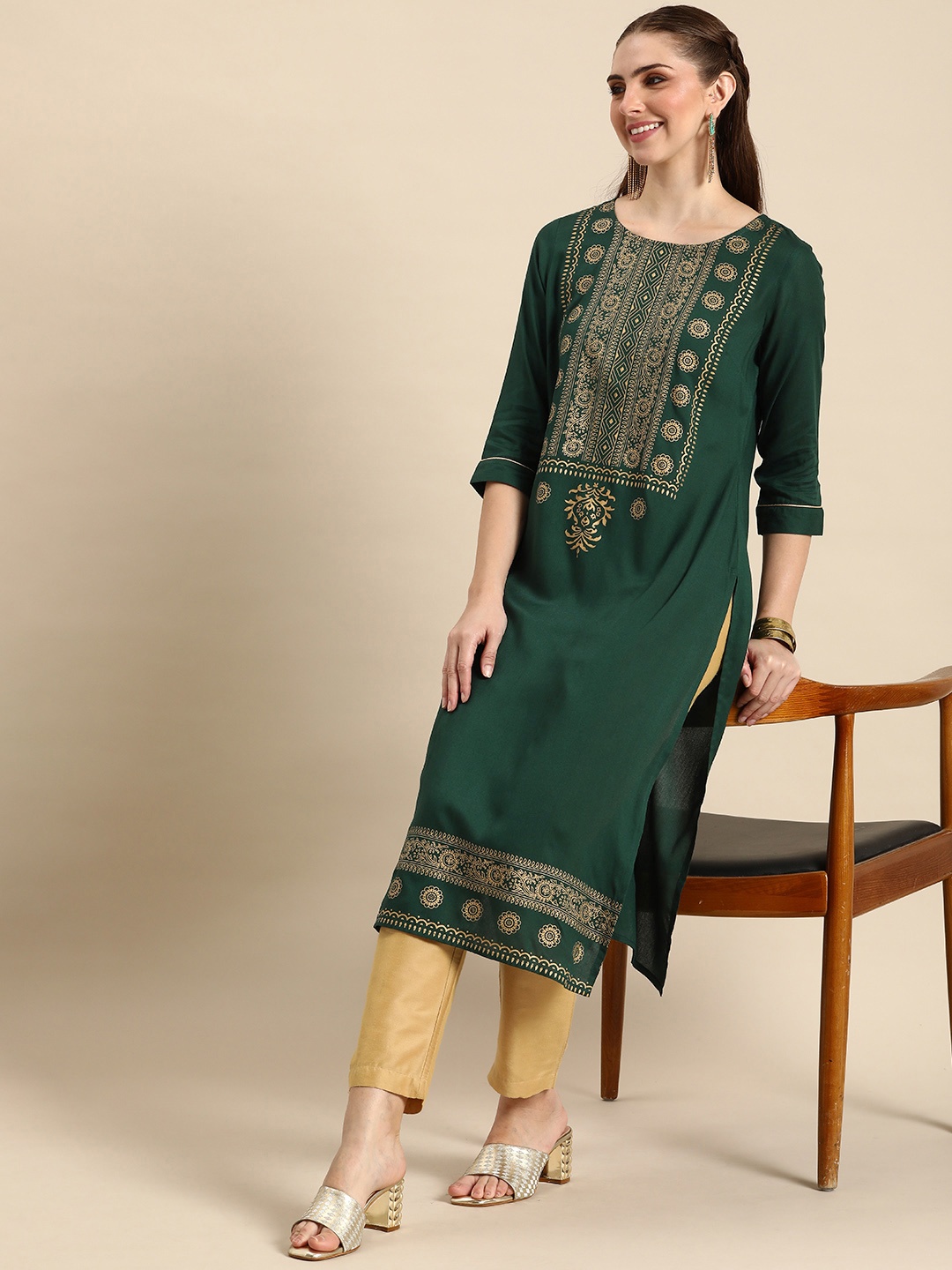 

Anouk Ethnic Motifs Printed Knee Length Kurta, Green
