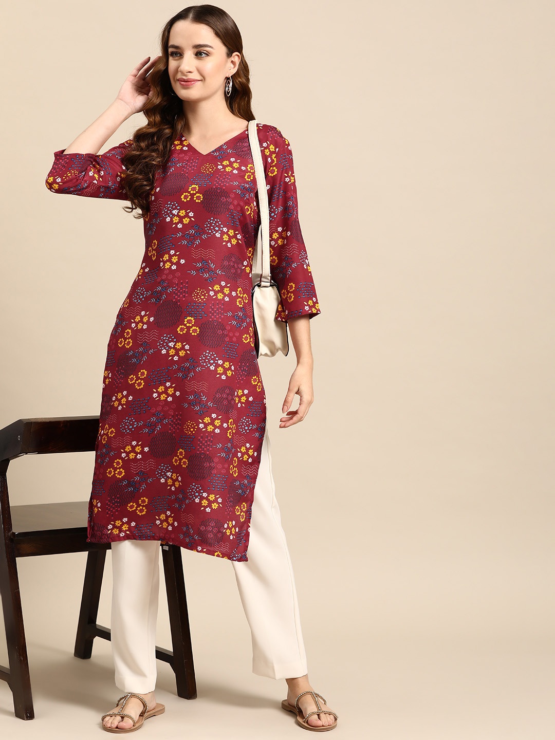 

Anouk Women Floral Printed Kurta, Maroon