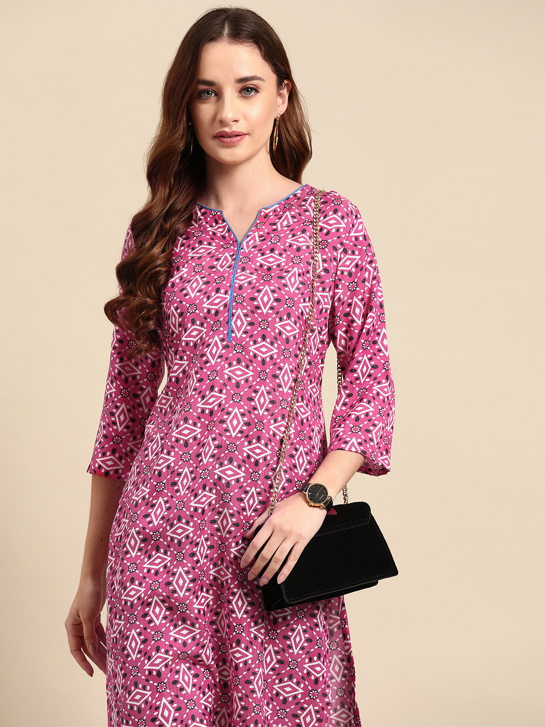 

Anouk Geometric Printed Straight Kurta, Pink