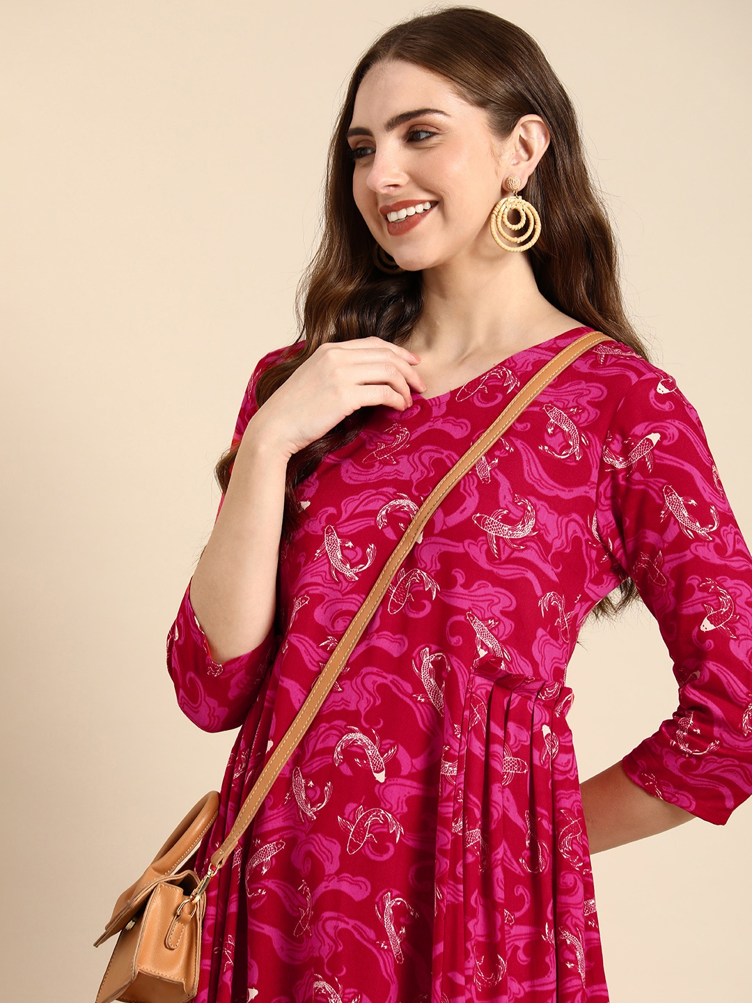 

Anouk Ethnic Motifs Printed V-Neck A-Line Kurta, Pink