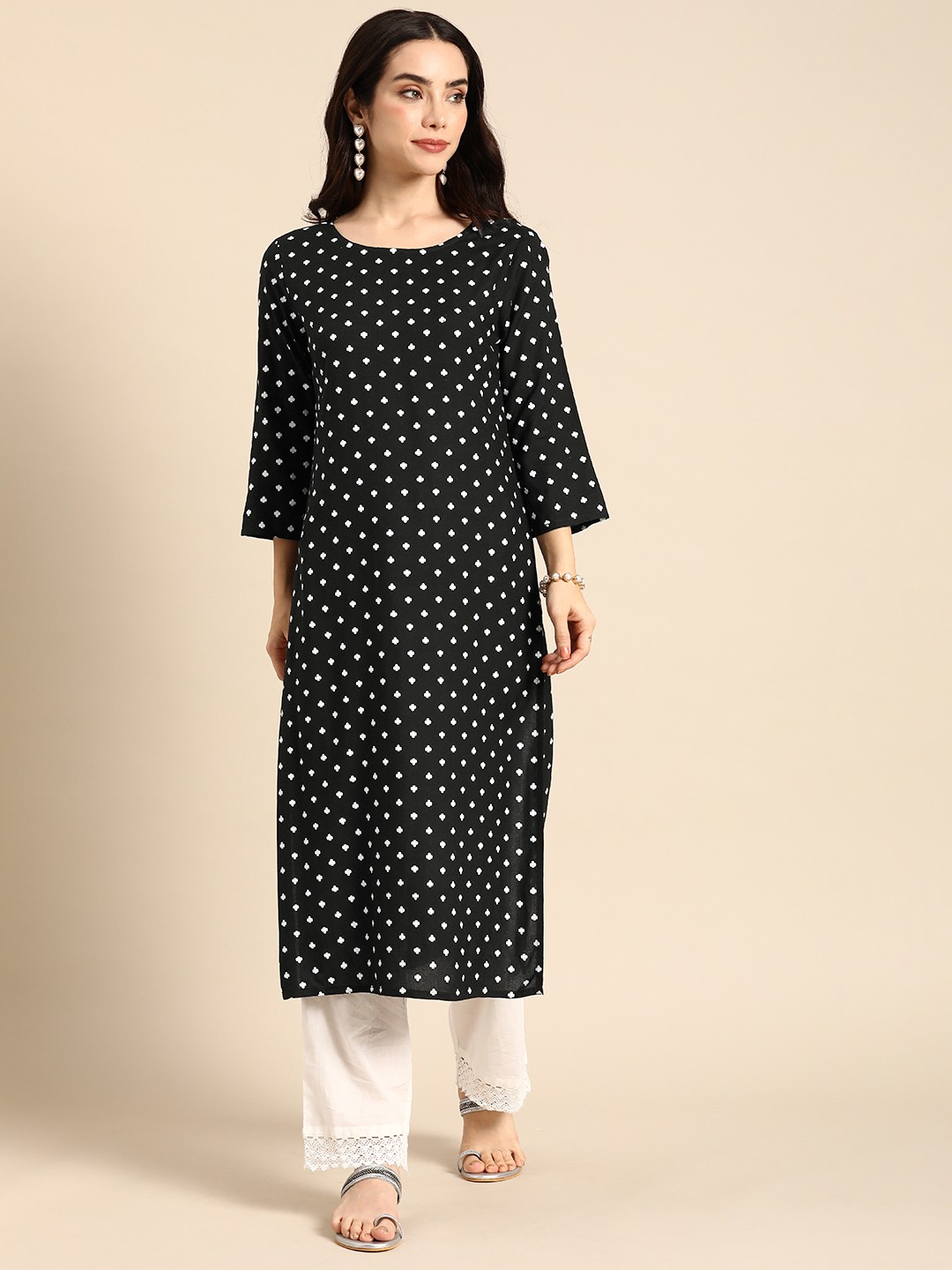

Anouk Round Neck Geometric Printed Kurta, Black
